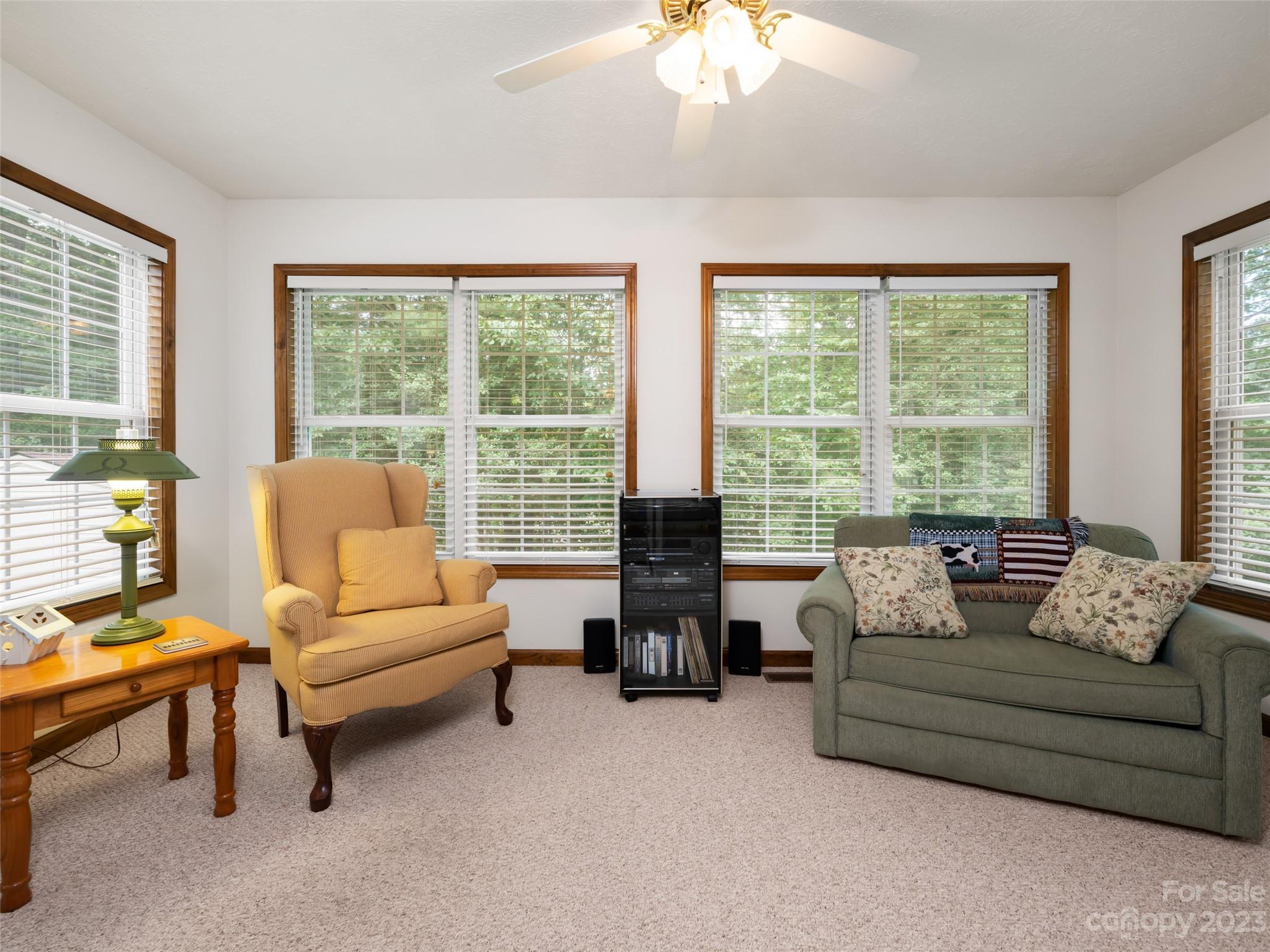 159 W Sweetbriar Lane