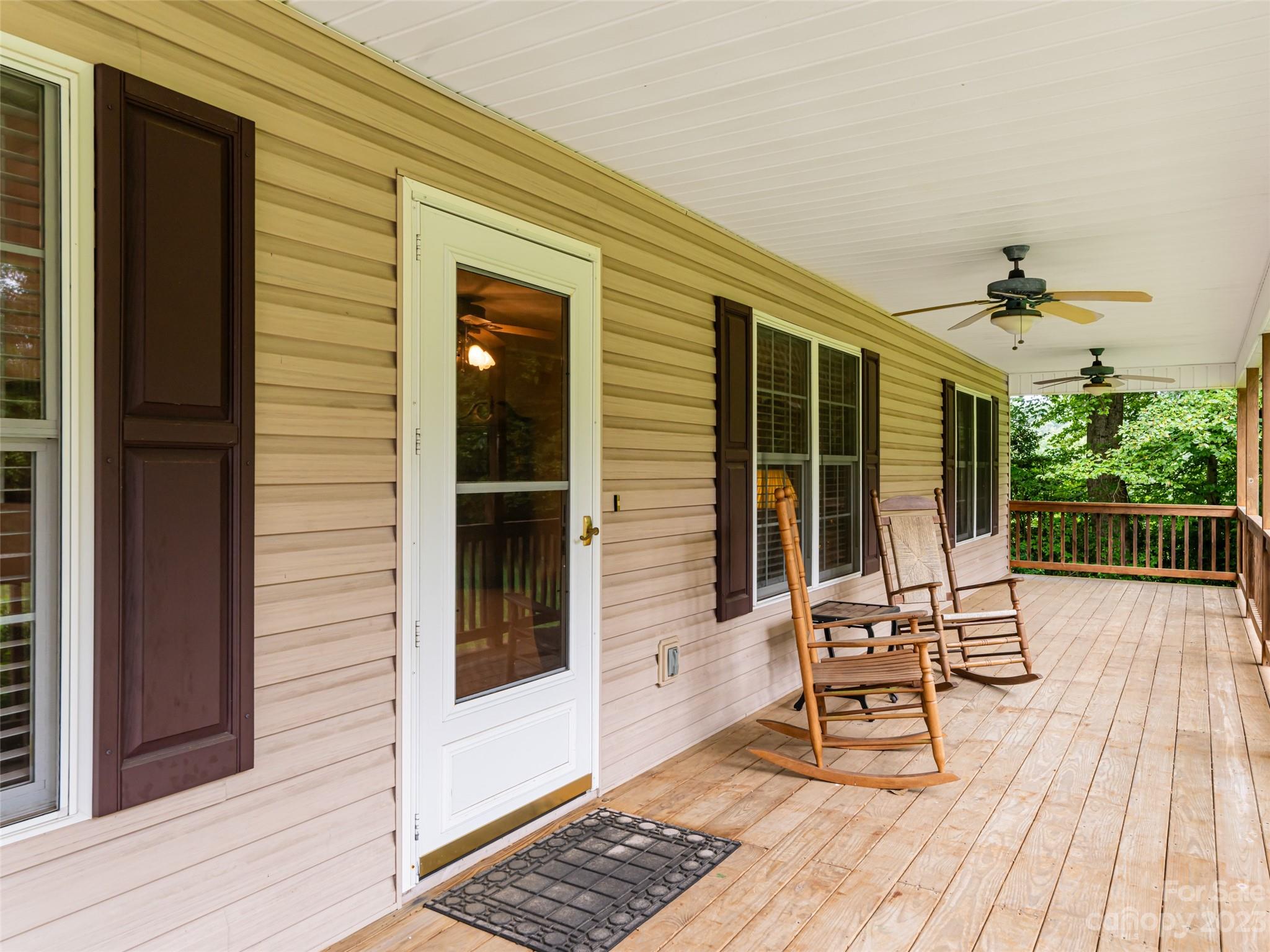 159 W Sweetbriar Lane