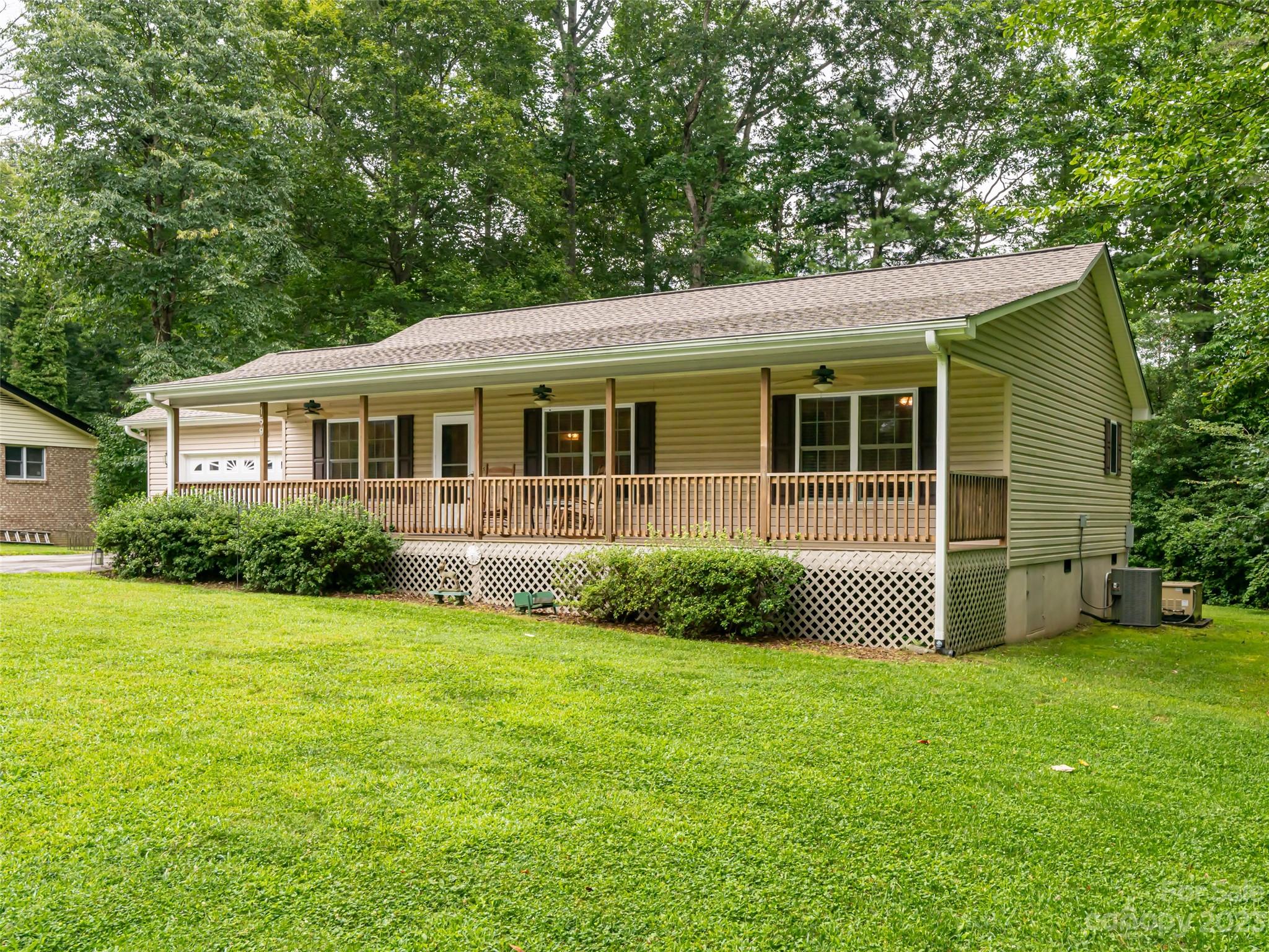 159 W Sweetbriar Lane