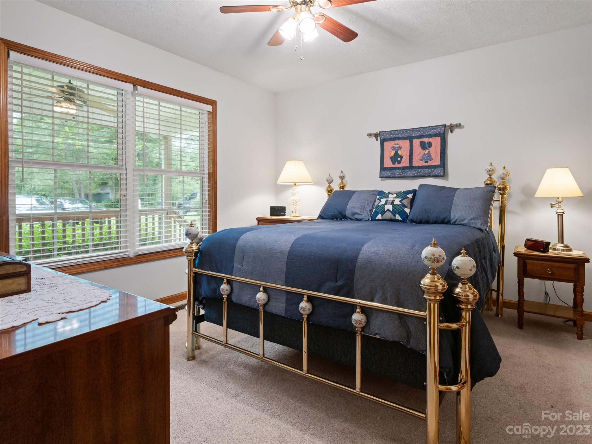 159 W Sweetbriar Lane