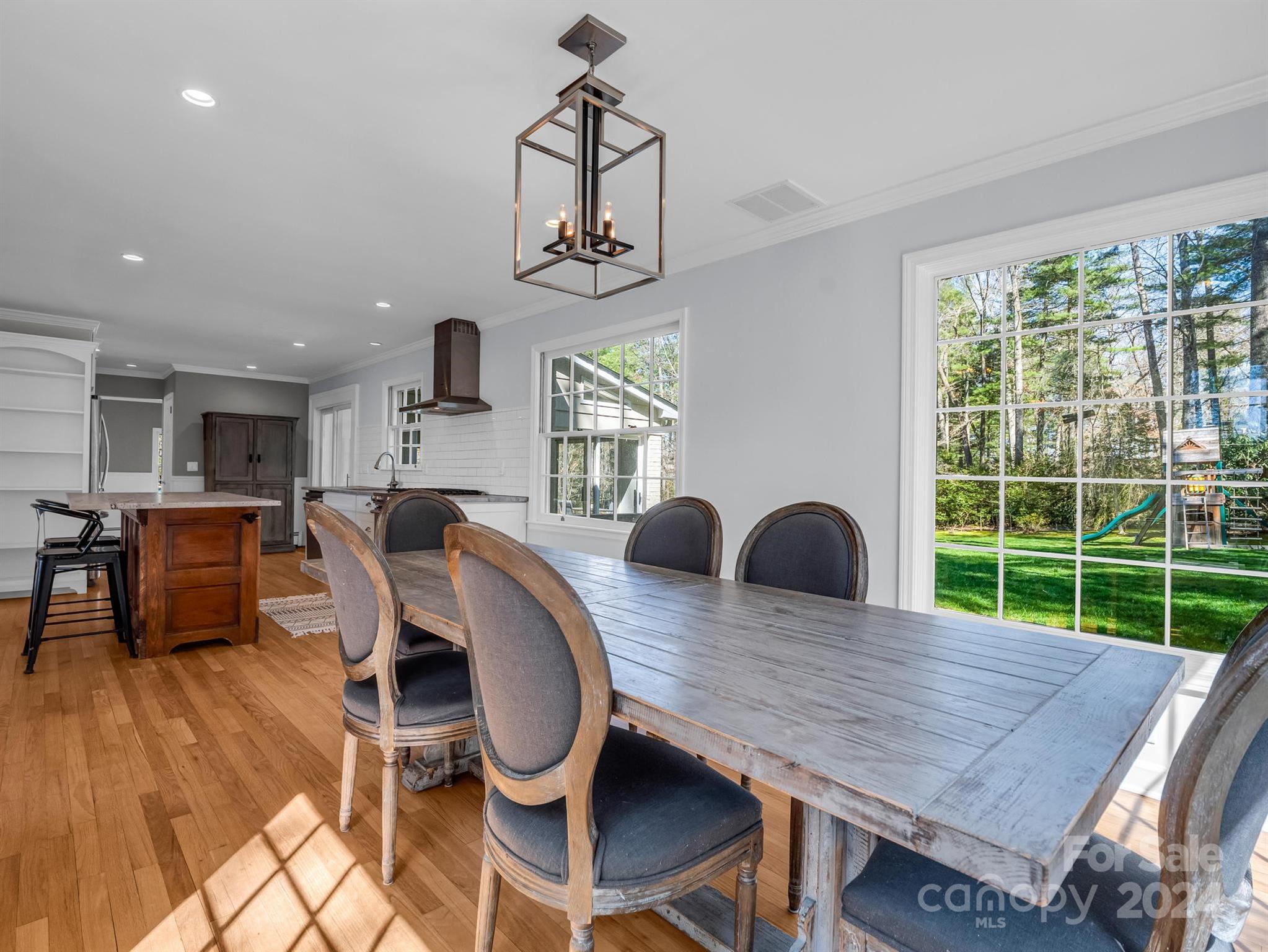 1341 Chanteloup Drive