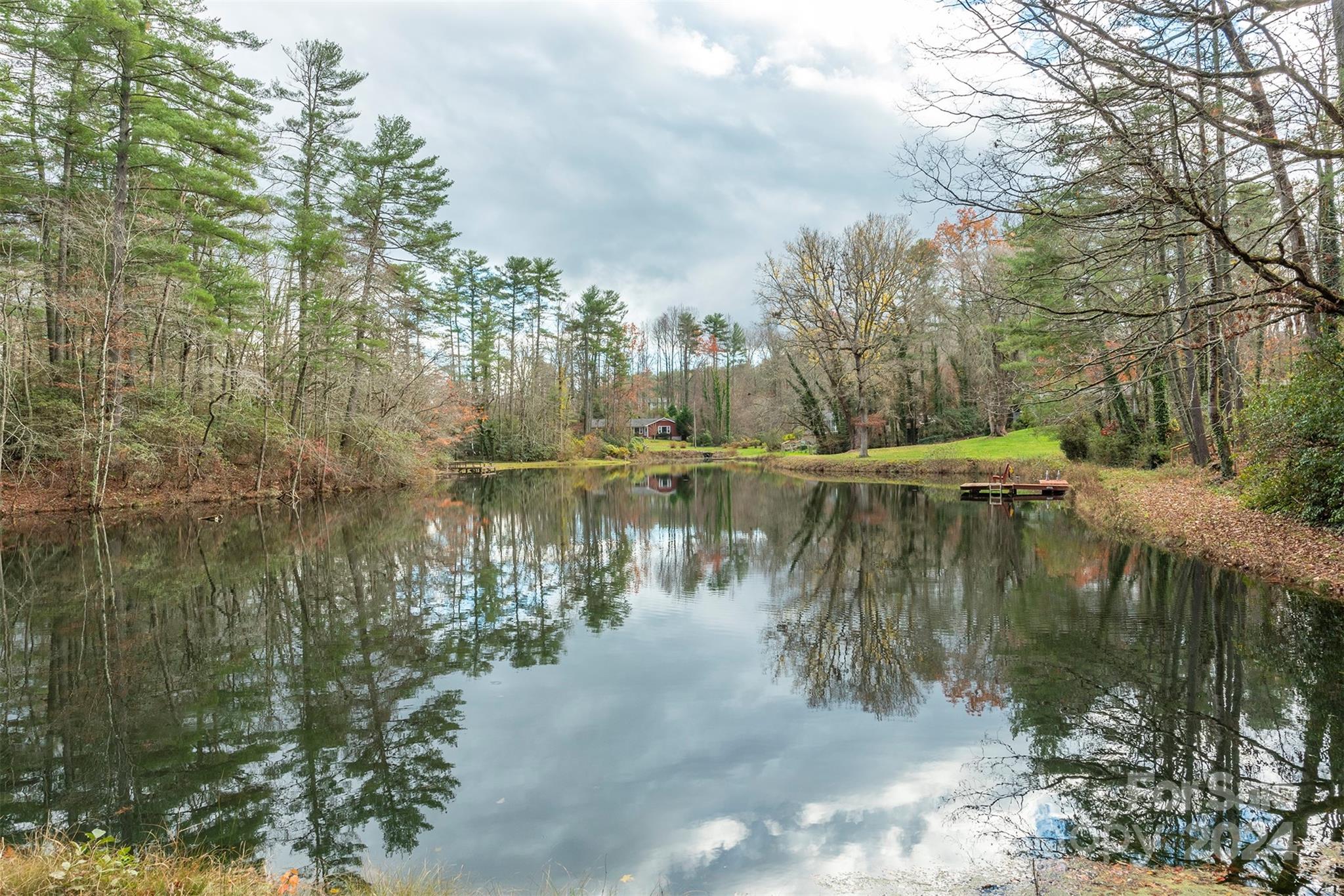 330 S Lakewood Circle