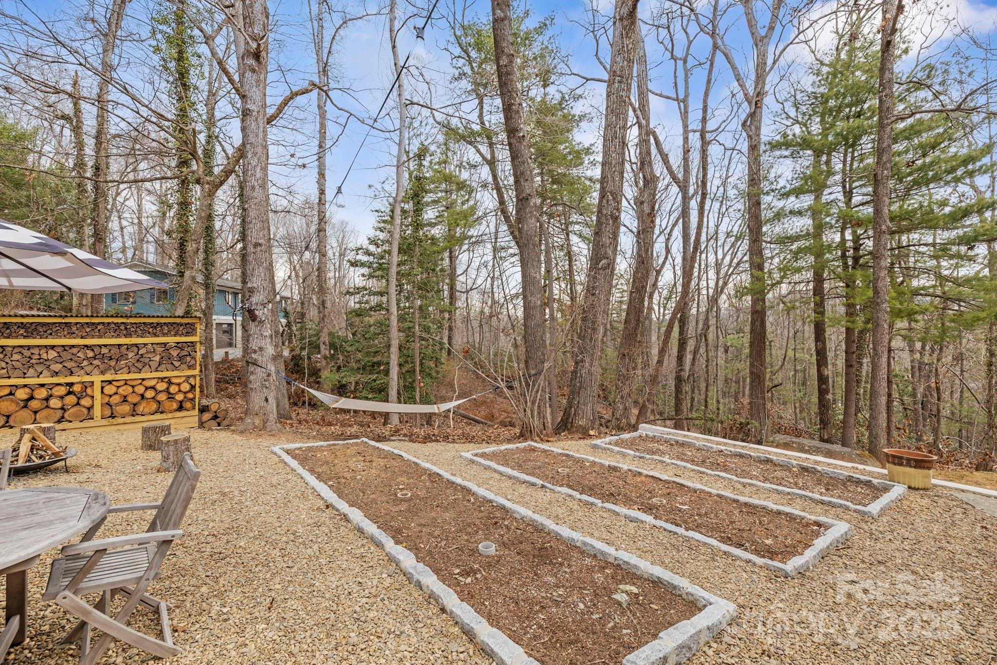 873 Indian Hill Road