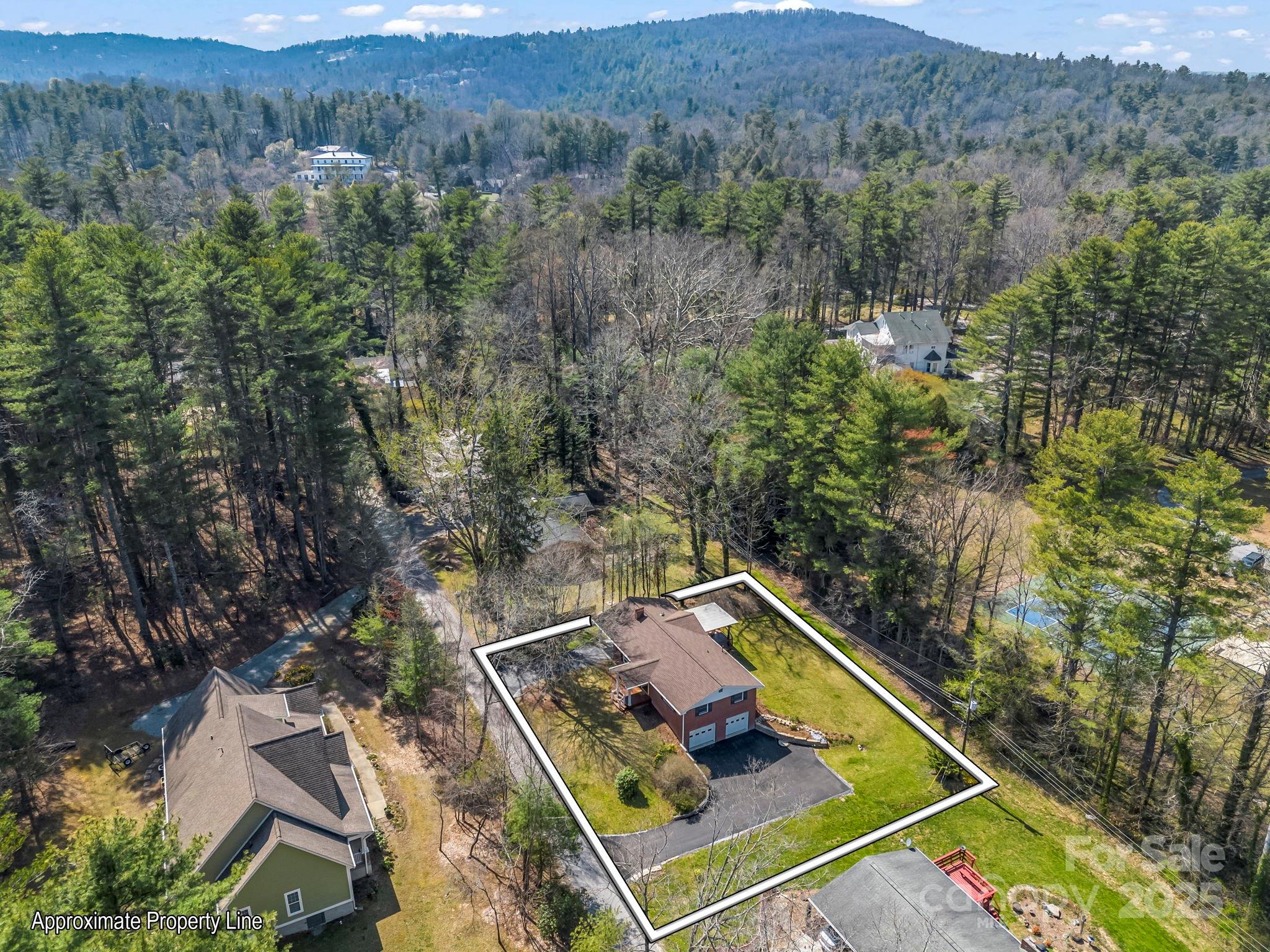 19 Robert E Lee Drive