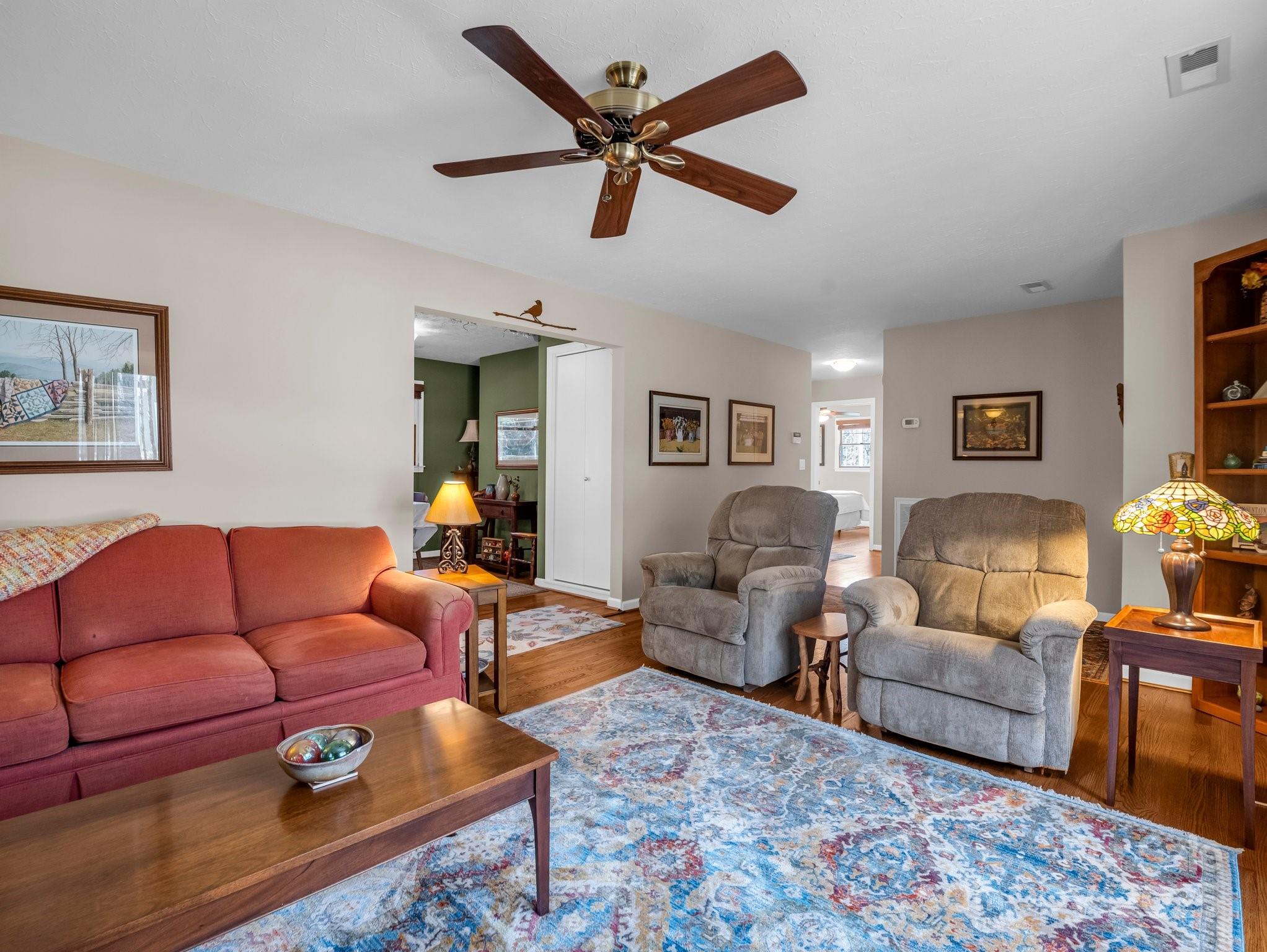 19 Robert E Lee Drive