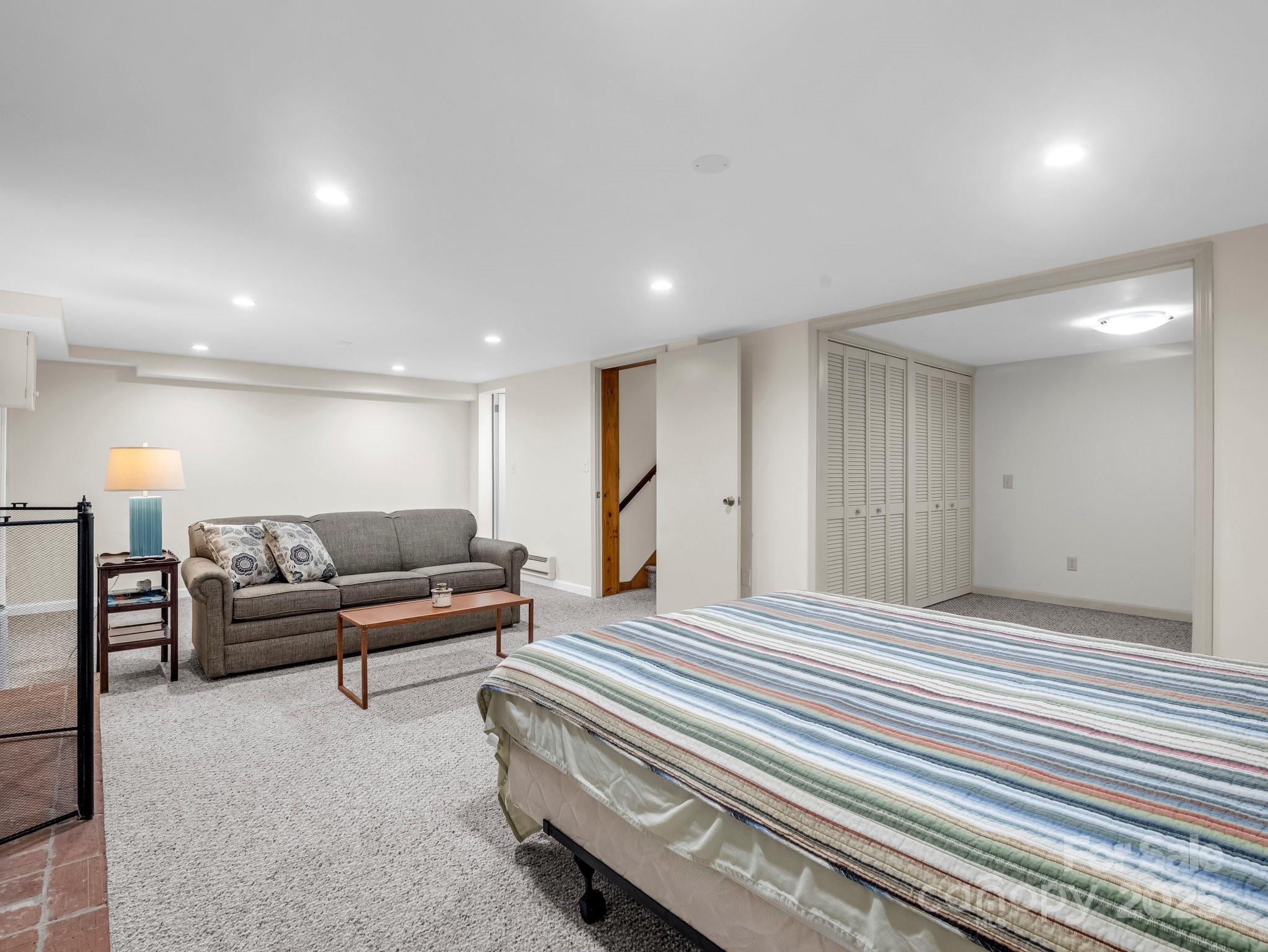 19 Robert E Lee Drive