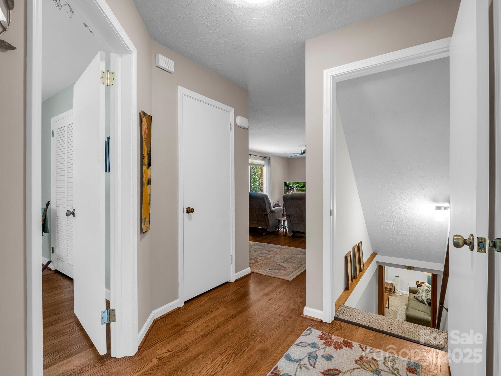 19 Robert E Lee Drive