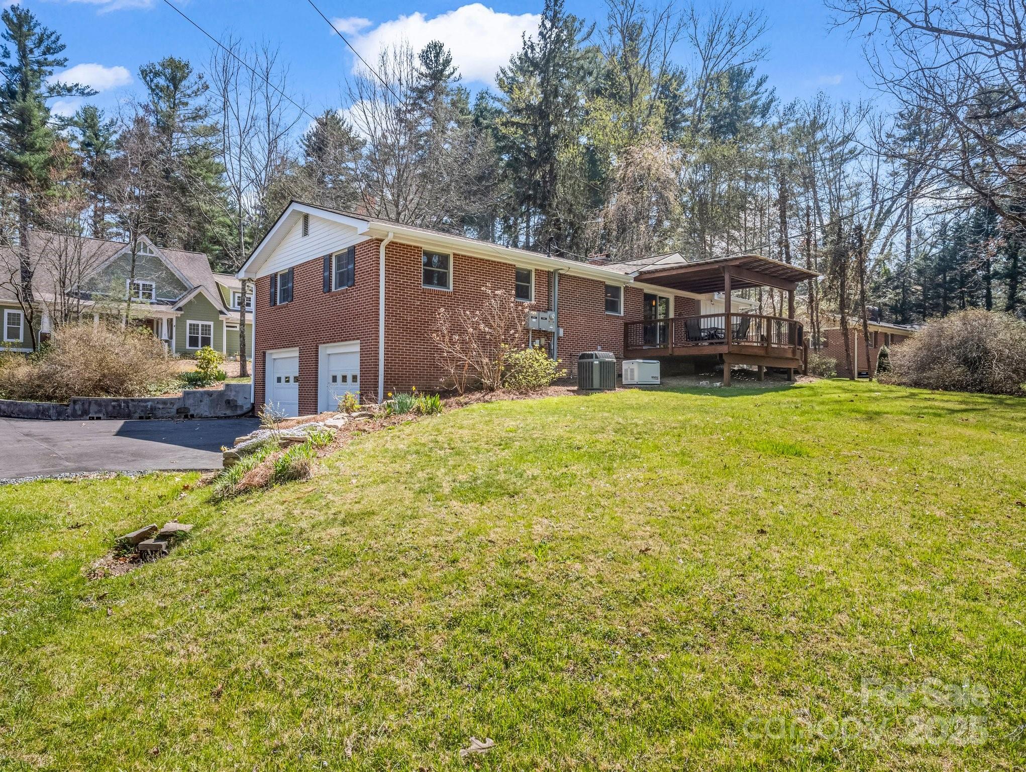 19 Robert E Lee Drive