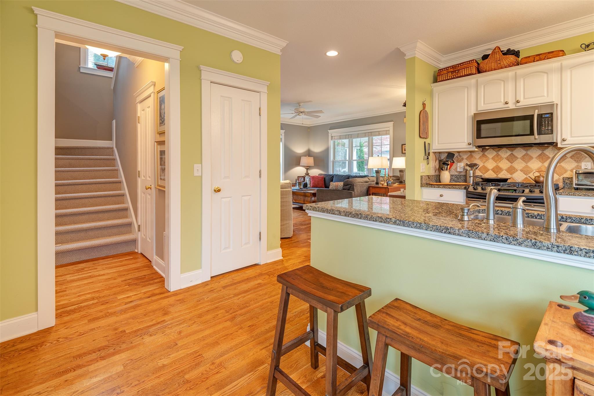 163 Carolina Bluebird Loop