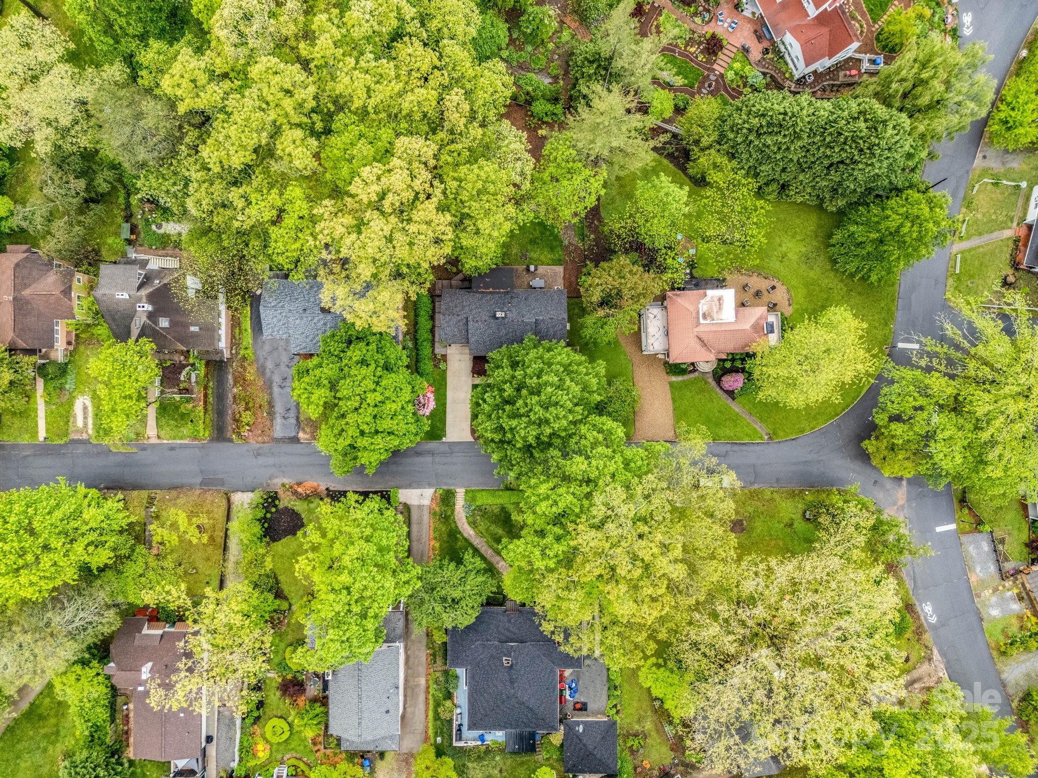 1647 Kensington Road