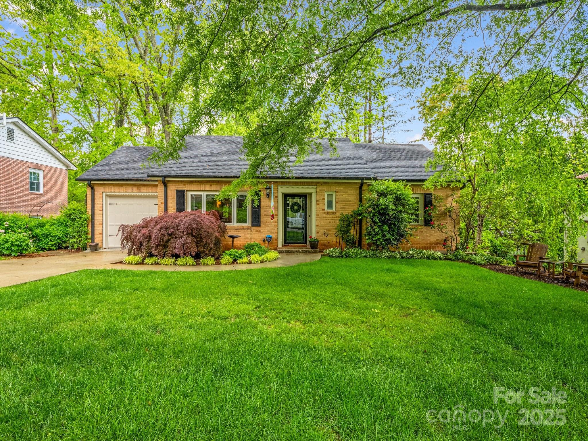 1647 Kensington Road