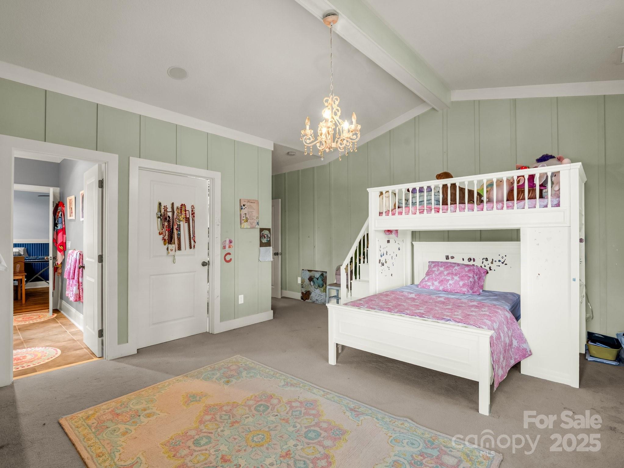 1903 Country Club Road