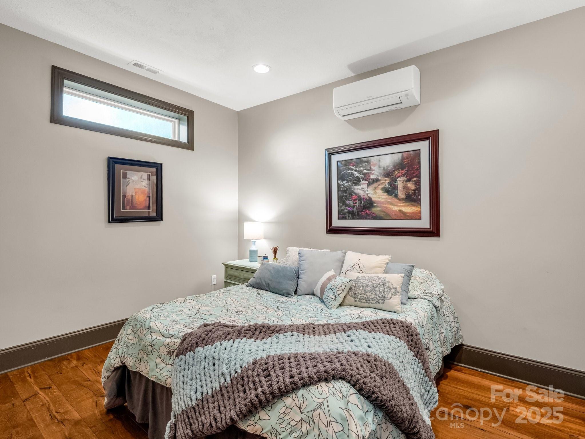 1903 Country Club Road