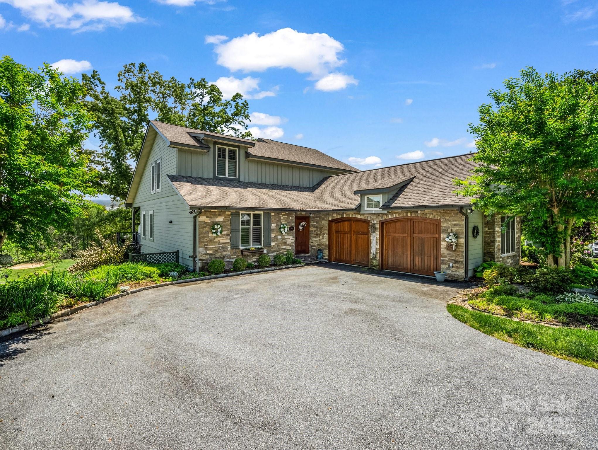 1903 Country Club Road