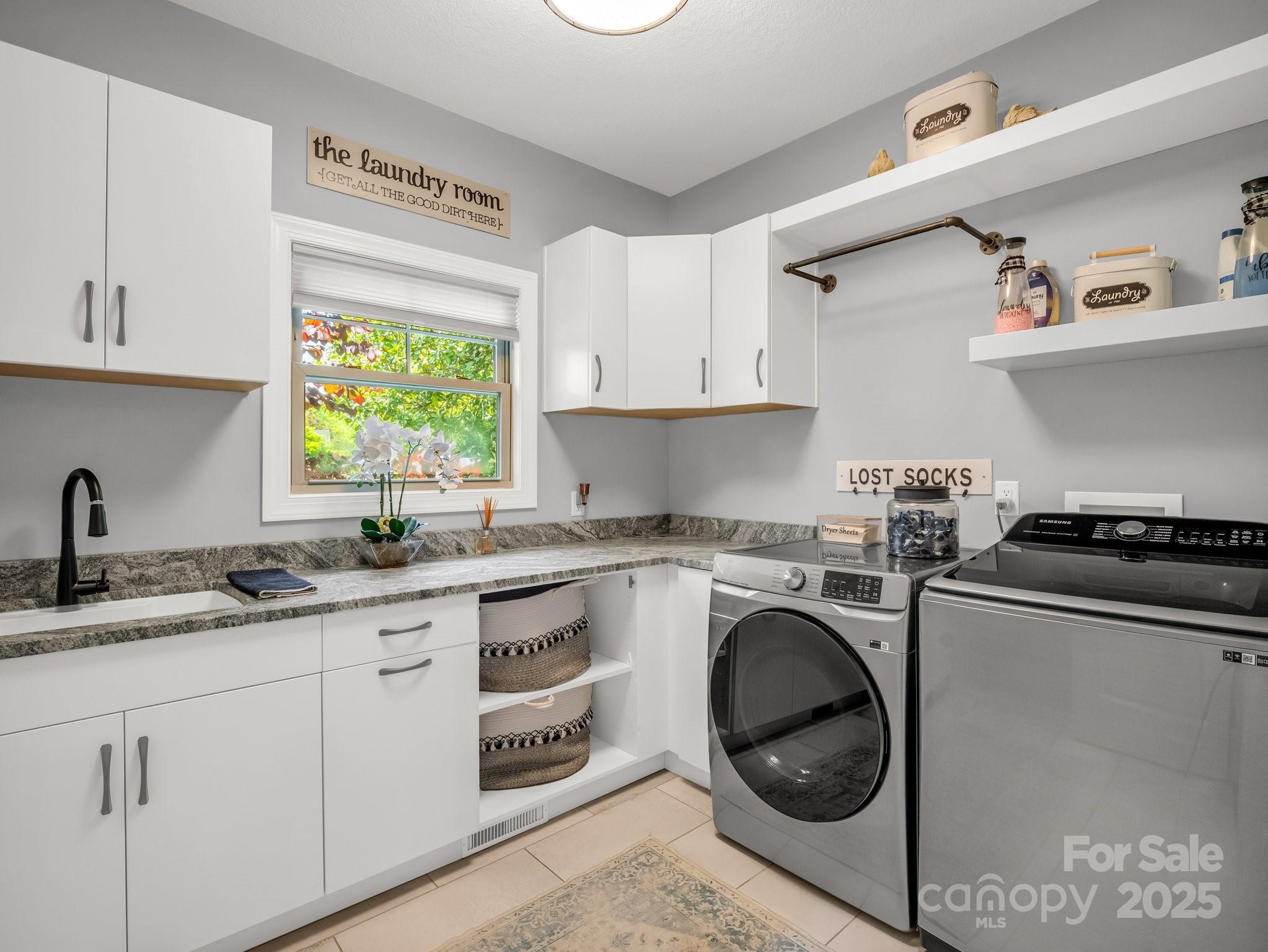 1903 Country Club Road