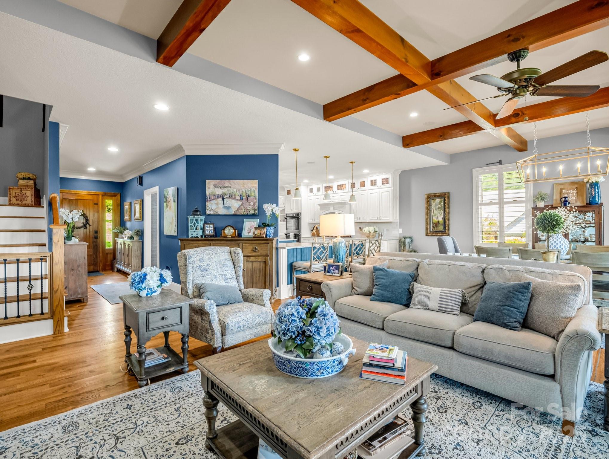 1903 Country Club Road