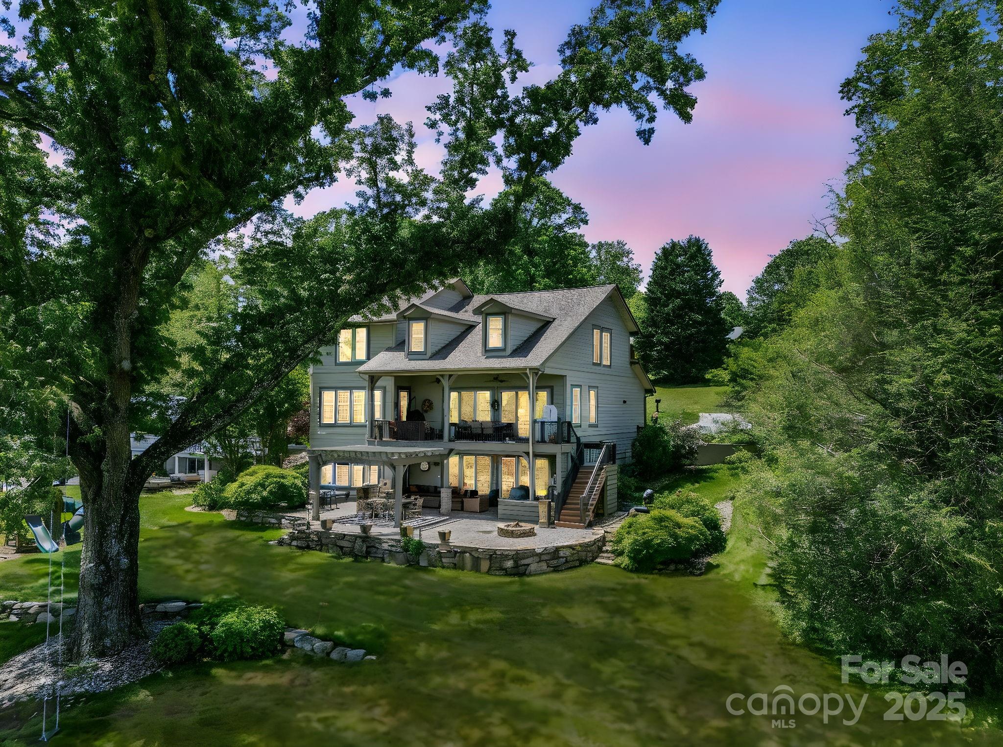 1903 Country Club Road