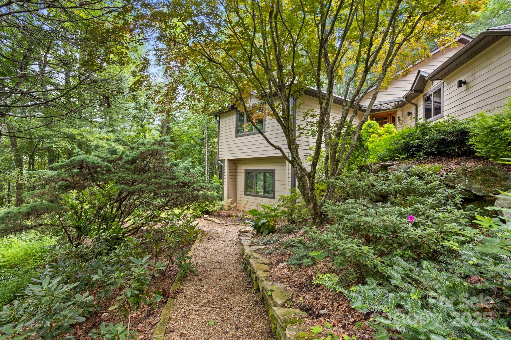 35 Mountain Lake Drive