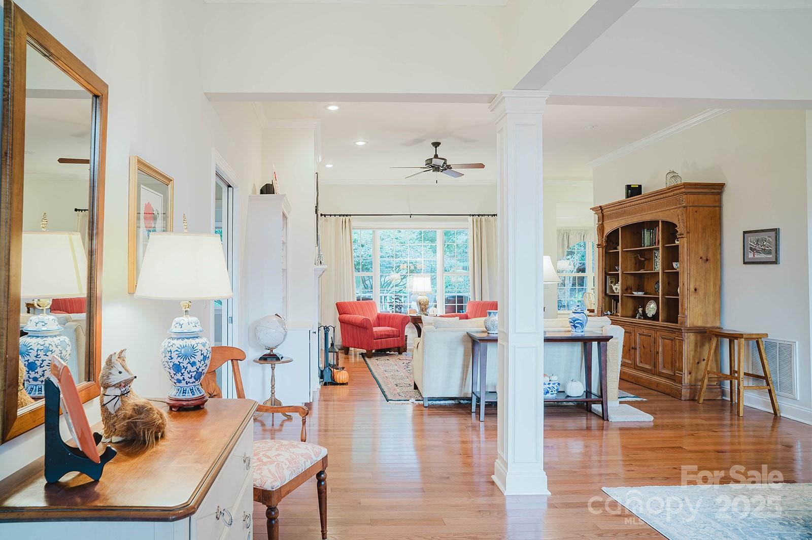 2007 Holly Tree Hill