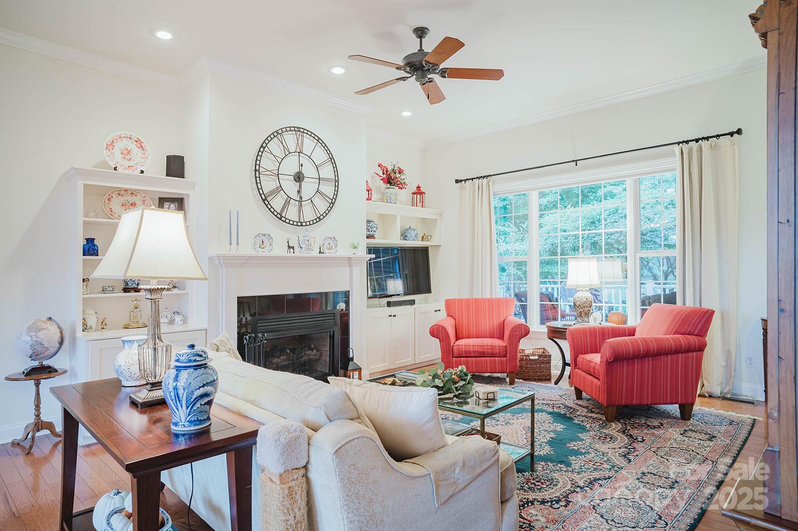 2007 Holly Tree Hill