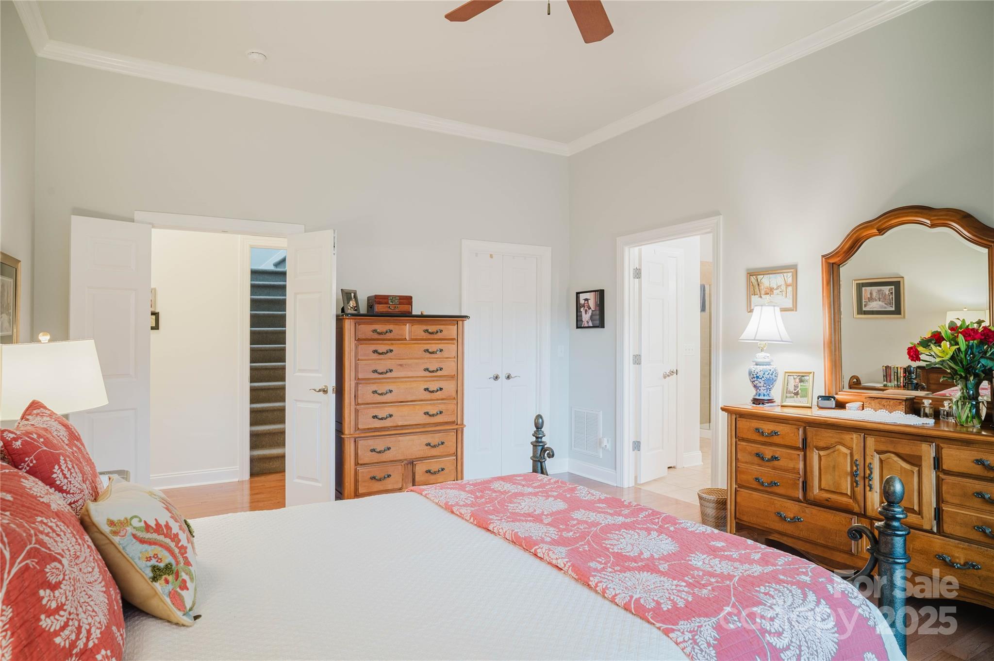 2007 Holly Tree Hill