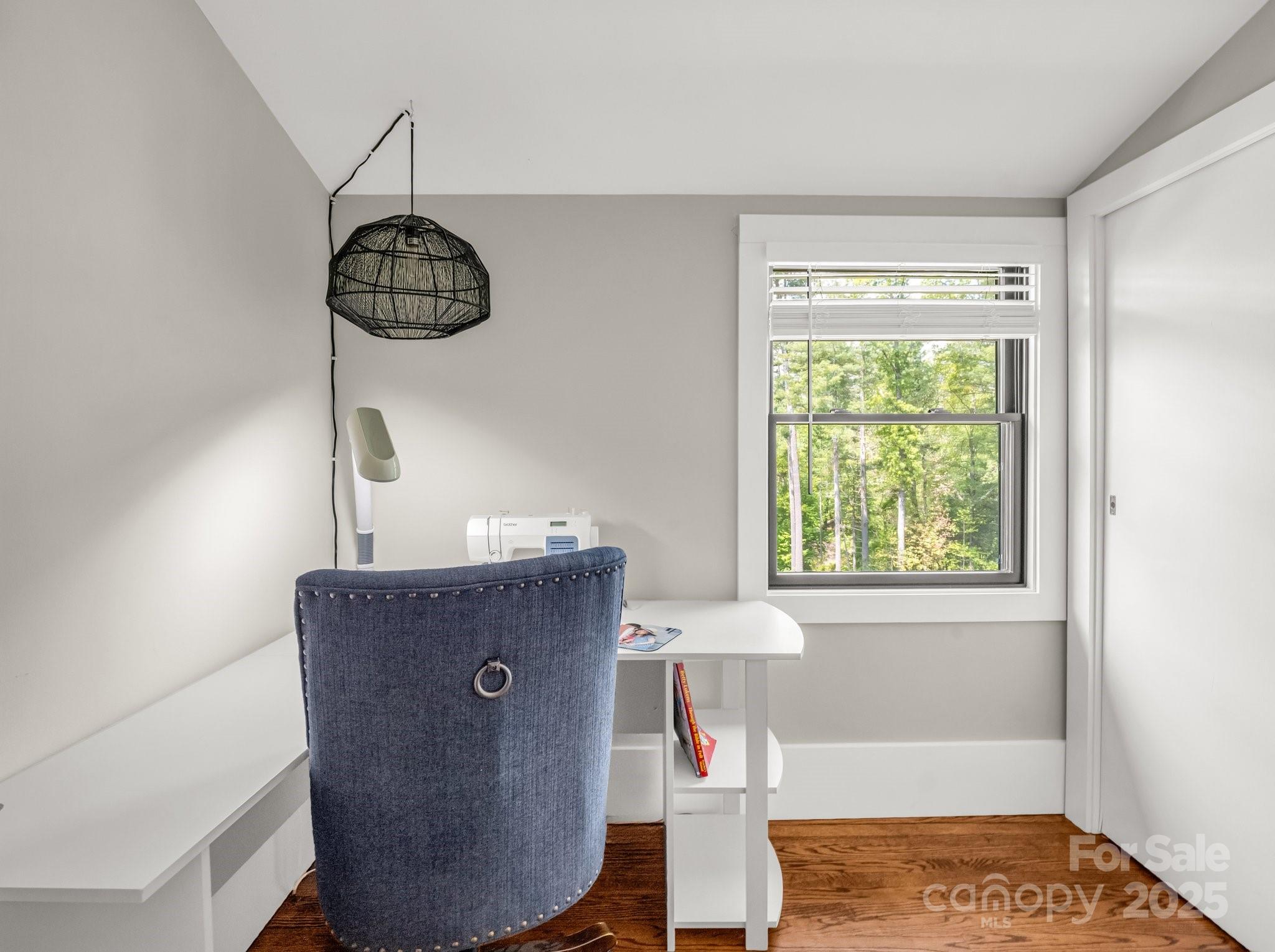 1351 Chanteloup Drive