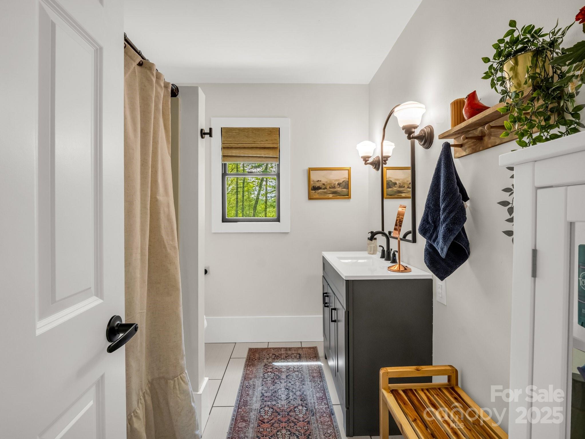 1351 Chanteloup Drive