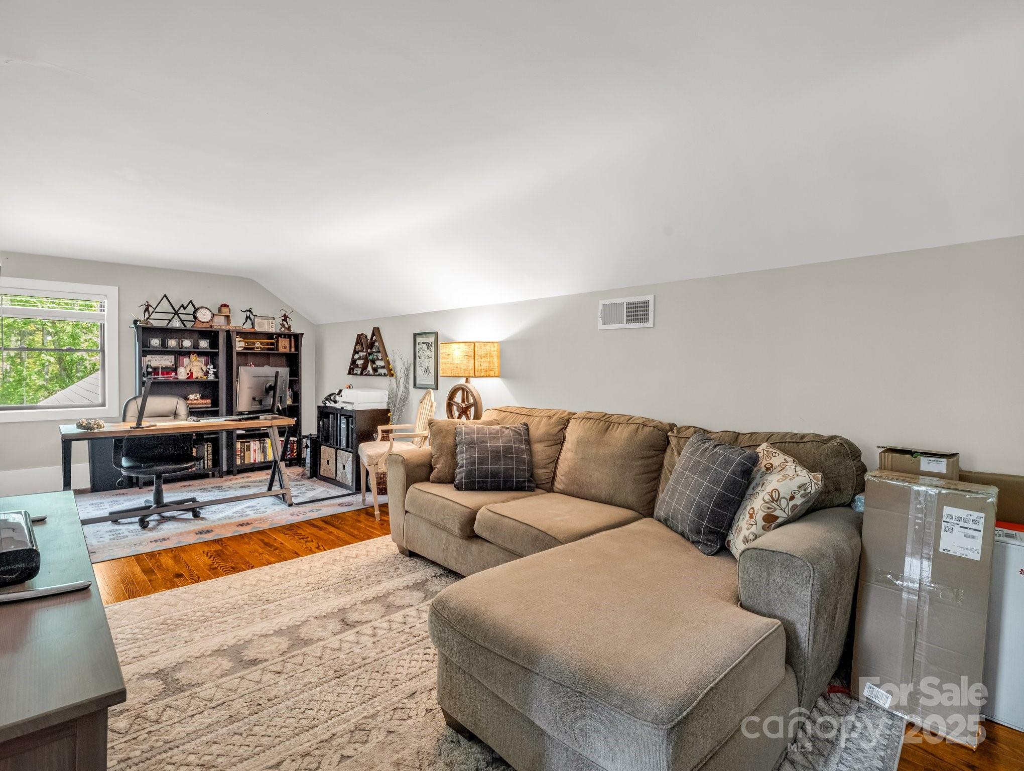 1351 Chanteloup Drive