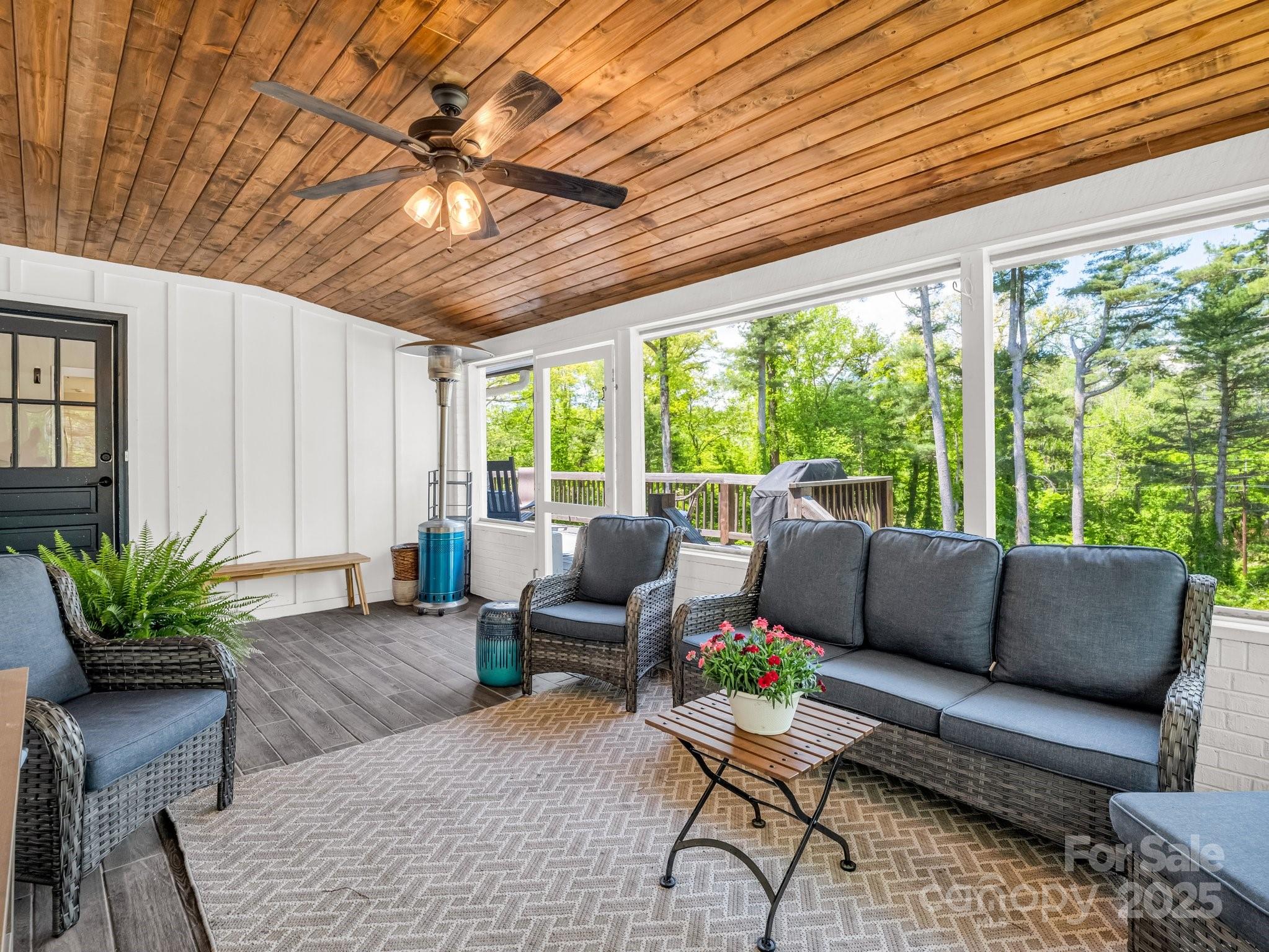 1351 Chanteloup Drive