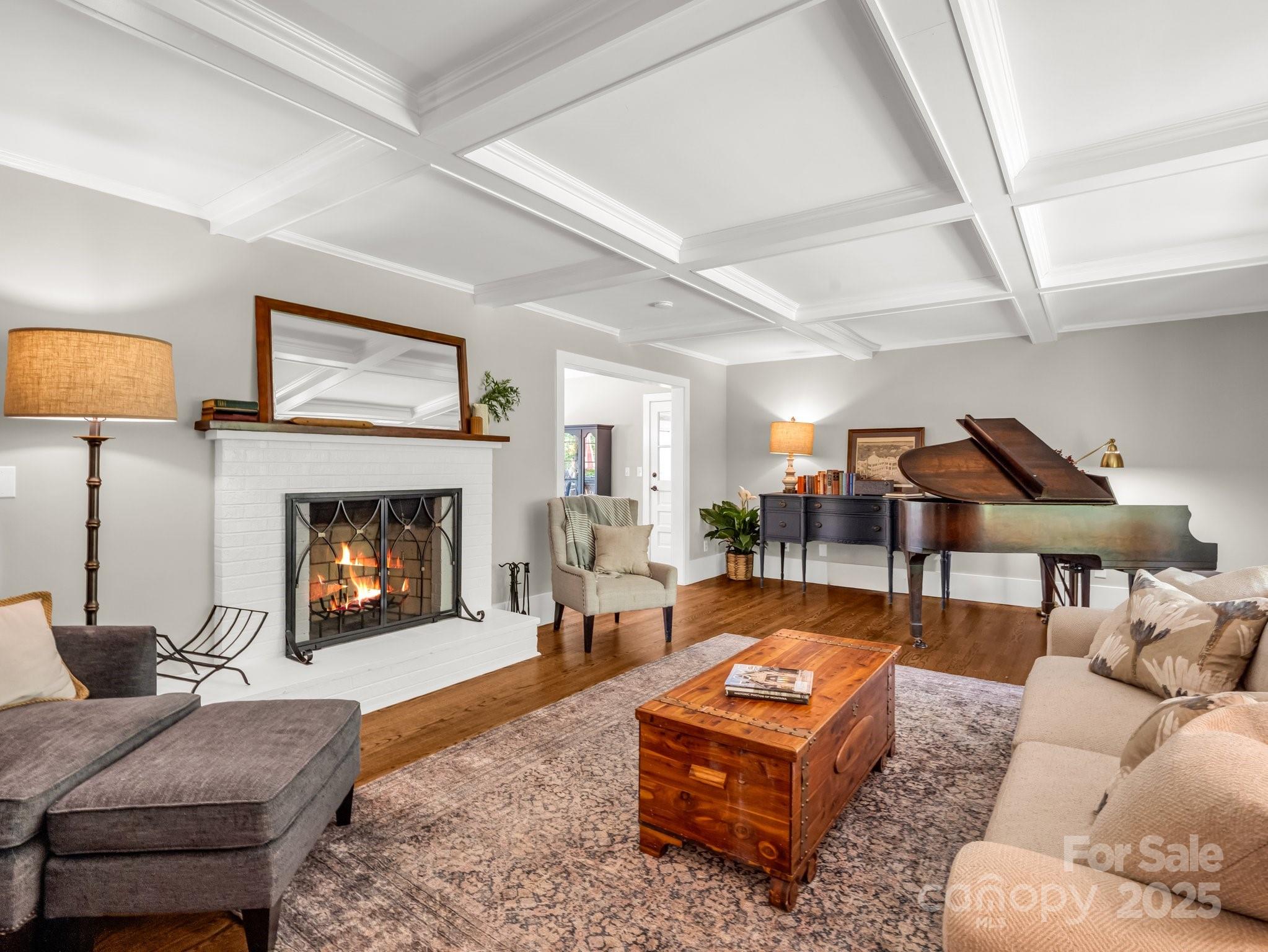 1351 Chanteloup Drive