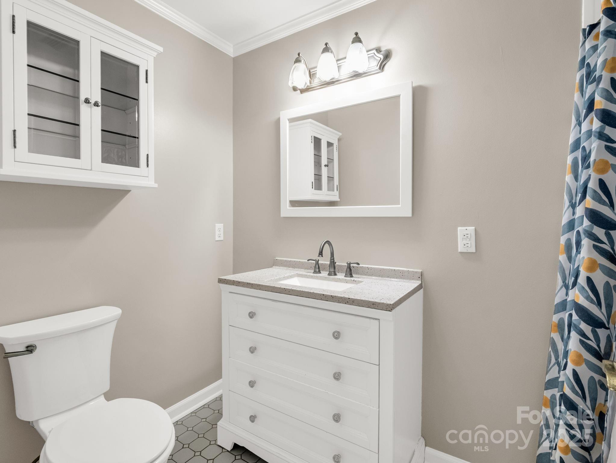 204 Pine Berry Circle