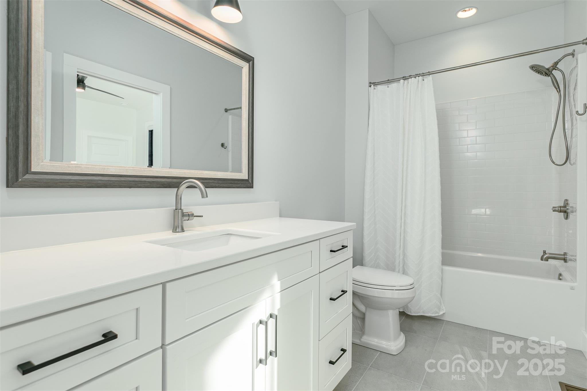 386 Lindsey Farm Drive