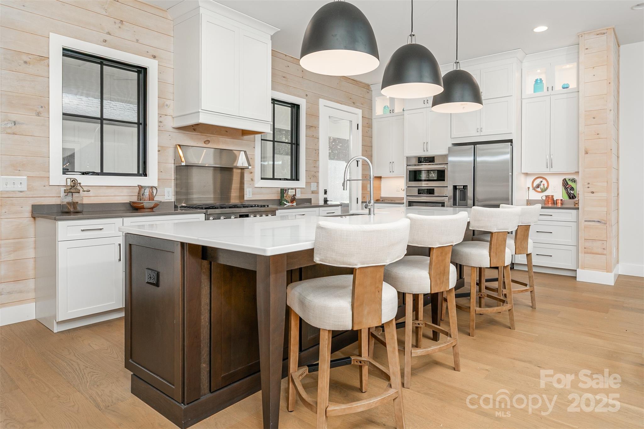 386 Lindsey Farm Drive