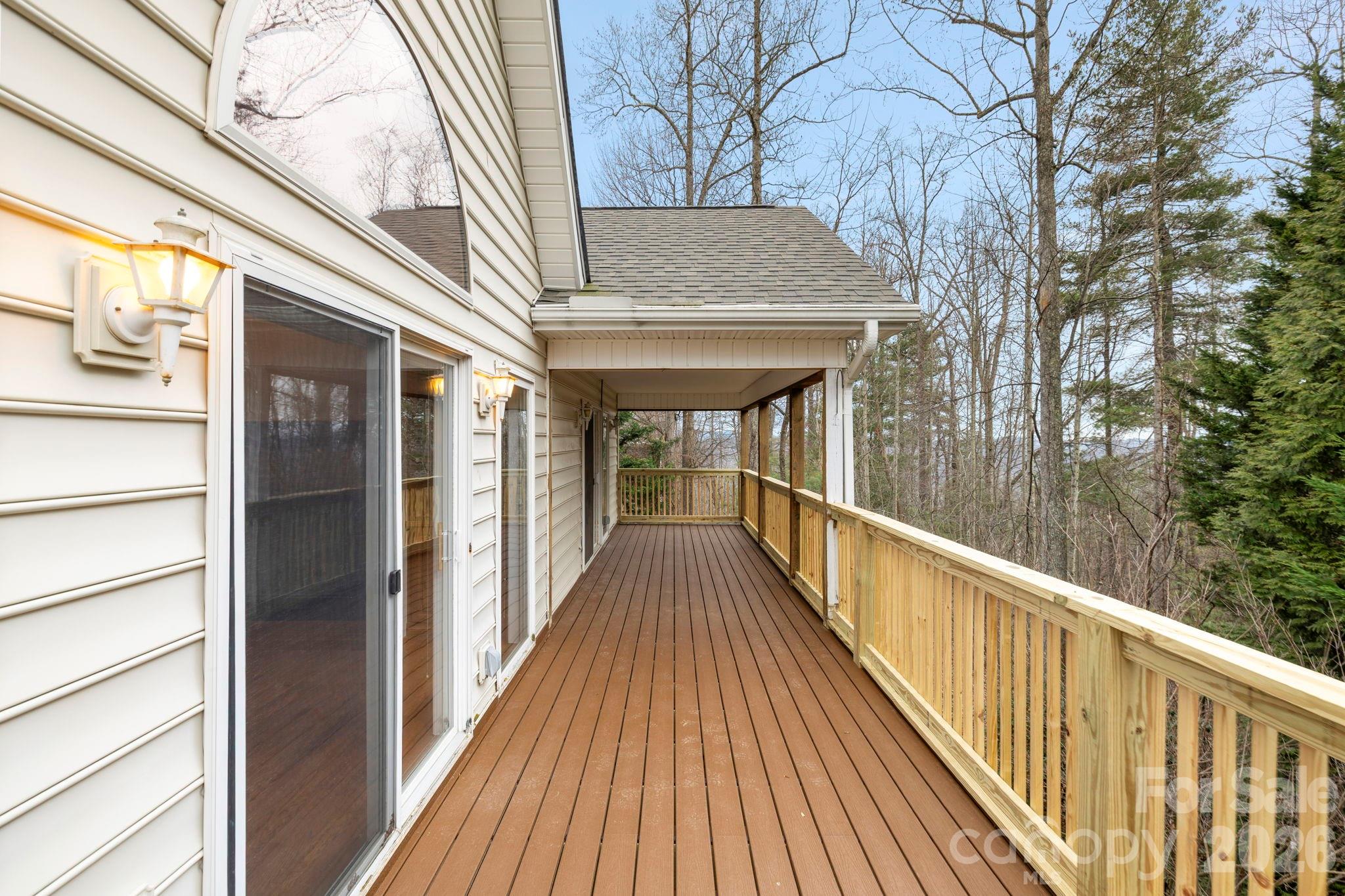 242 Carriage Summitt Way