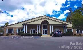 242 Carriage Summitt Way