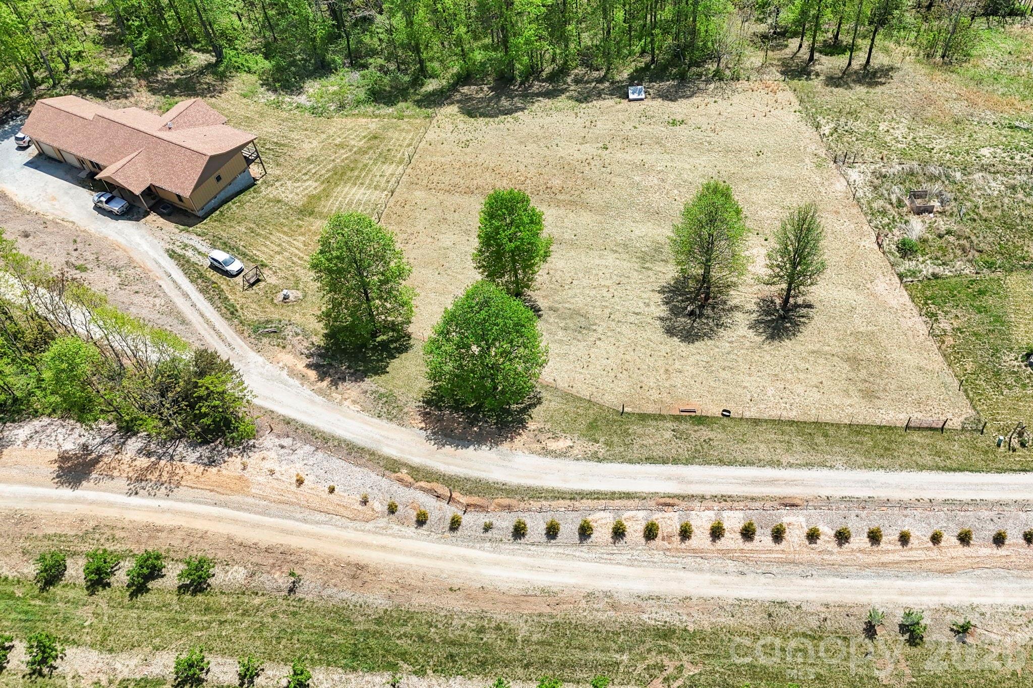 0 Simply Grateful Drive