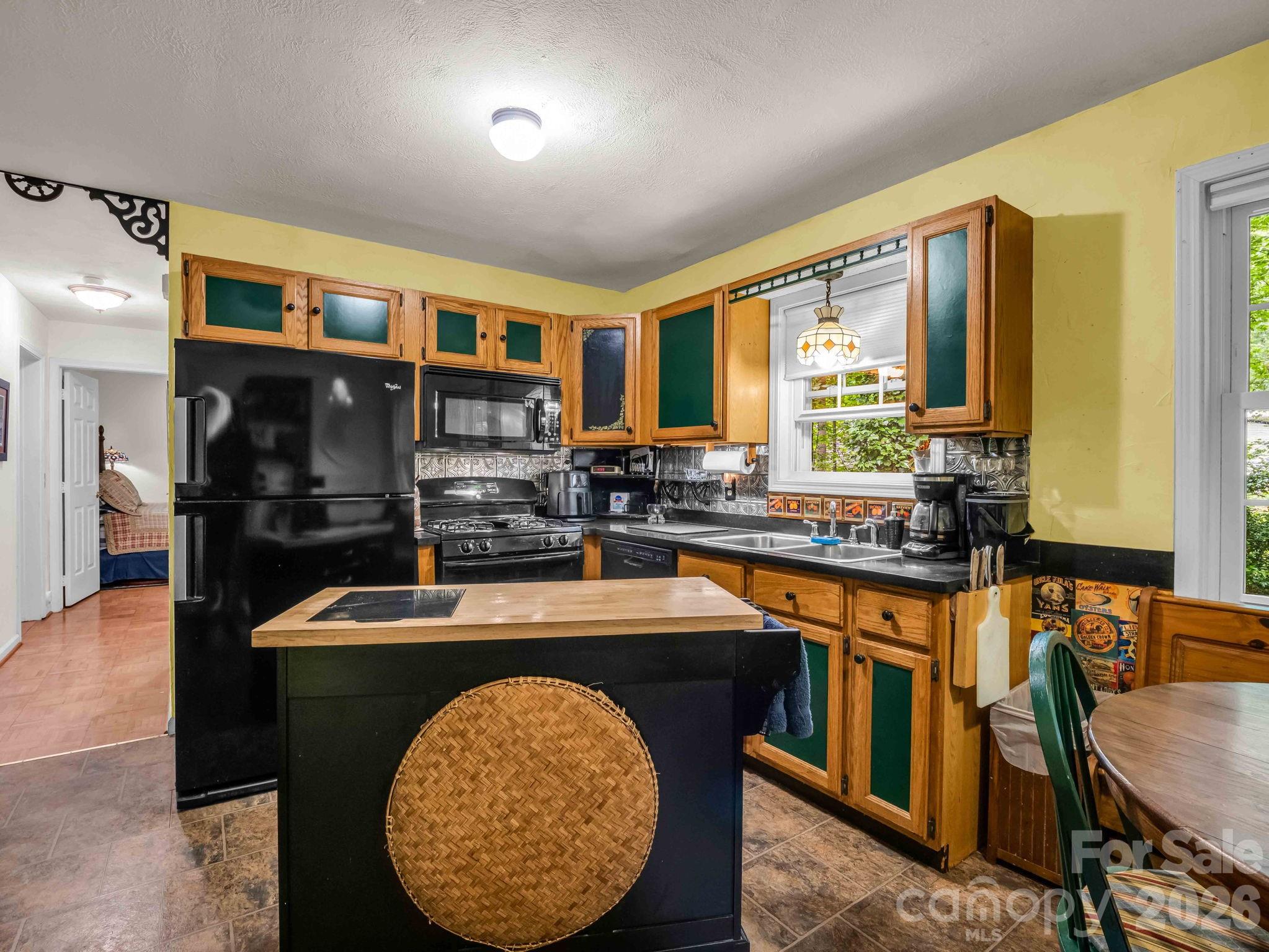 115 Cinnamon Way
