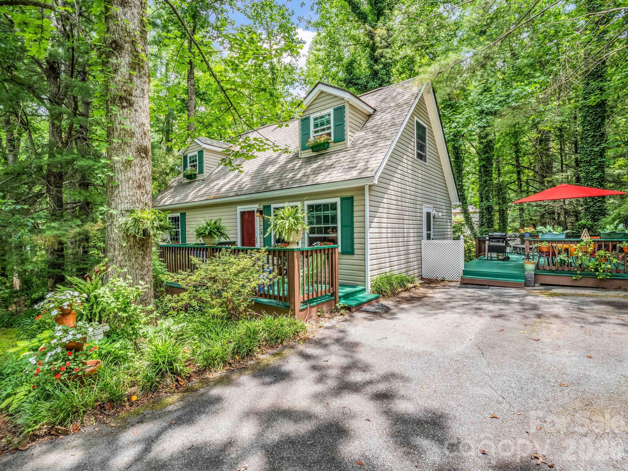 115 Cinnamon Way