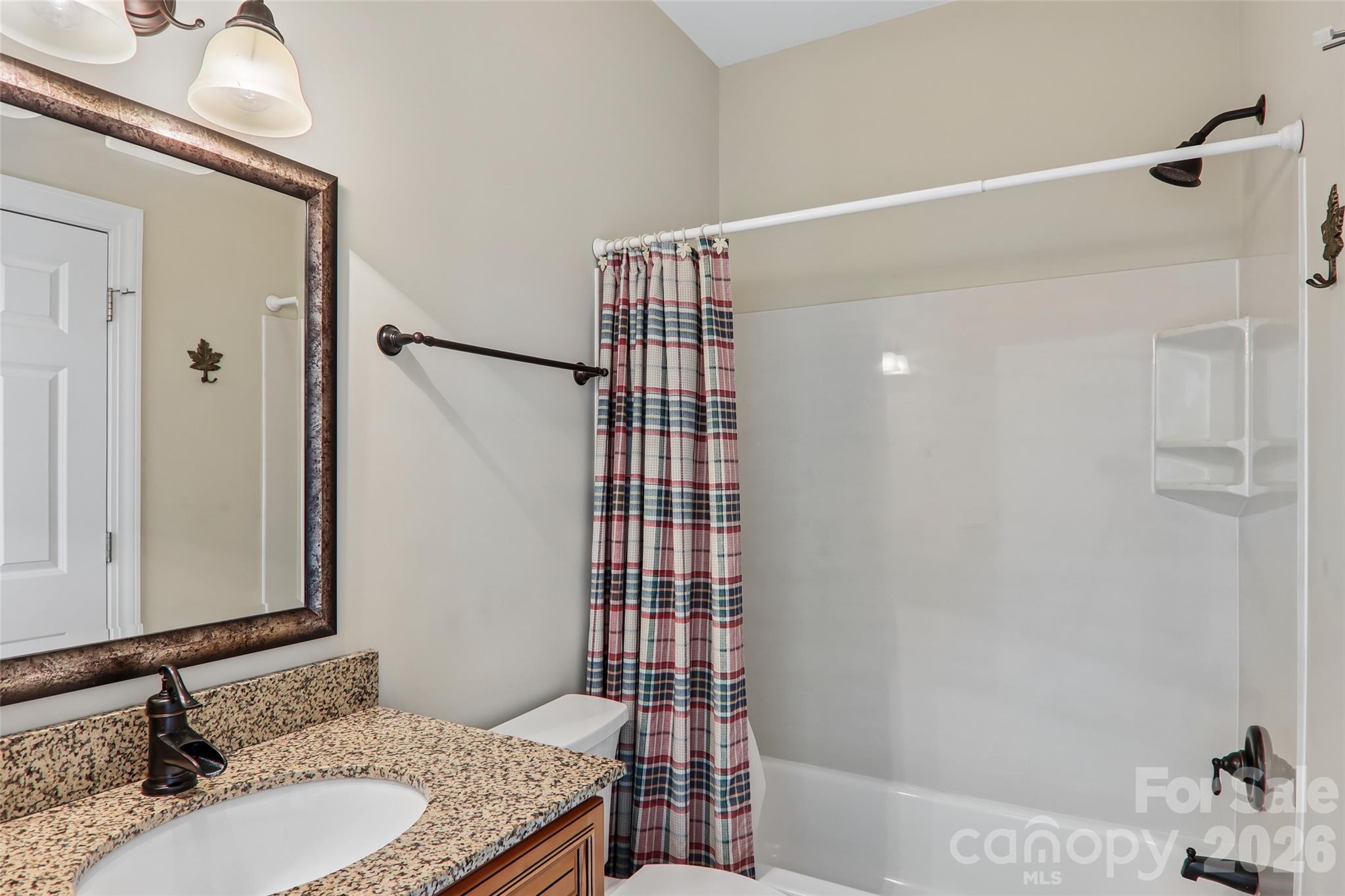 959 Silverglen Way