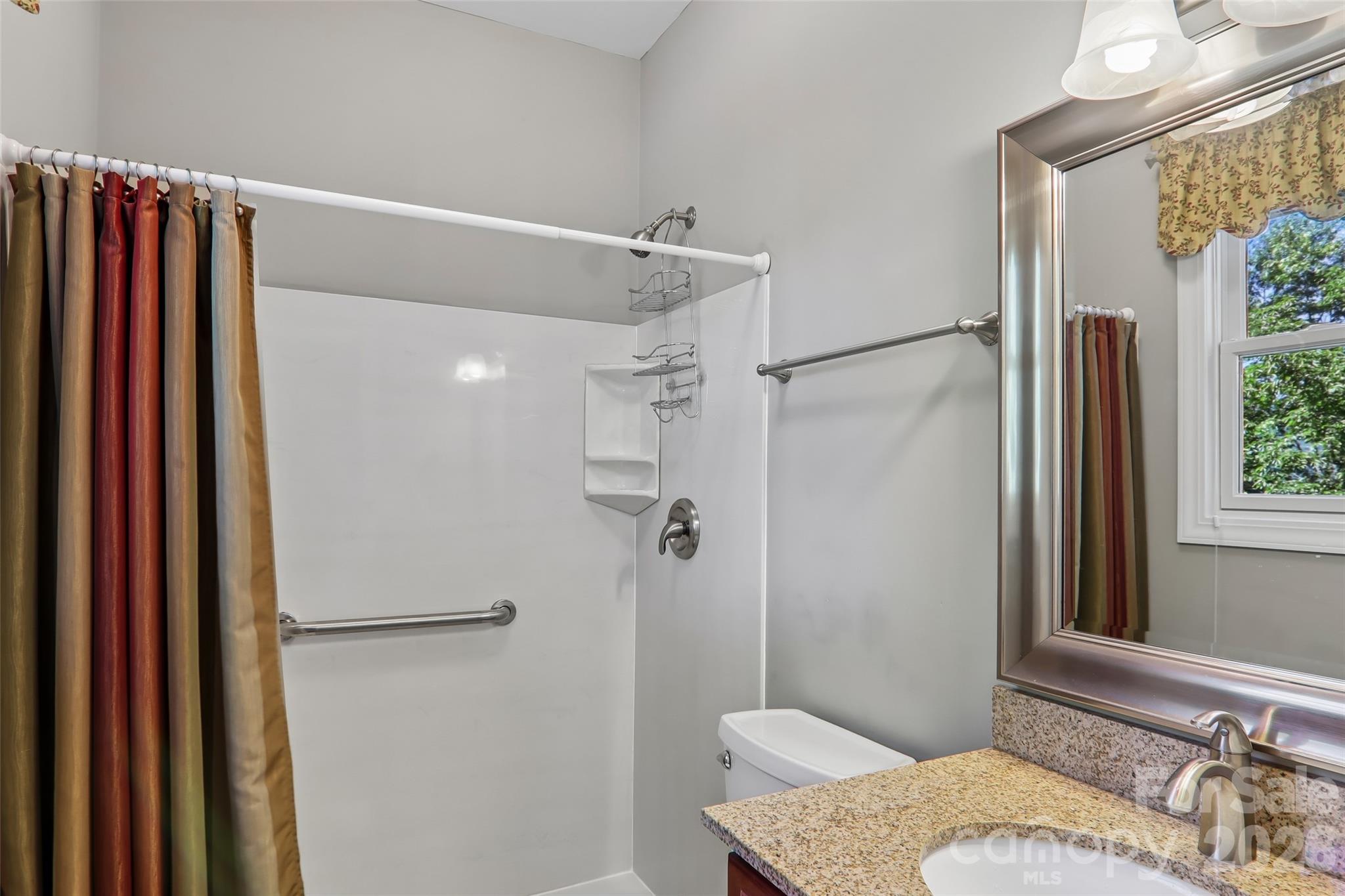 959 Silverglen Way