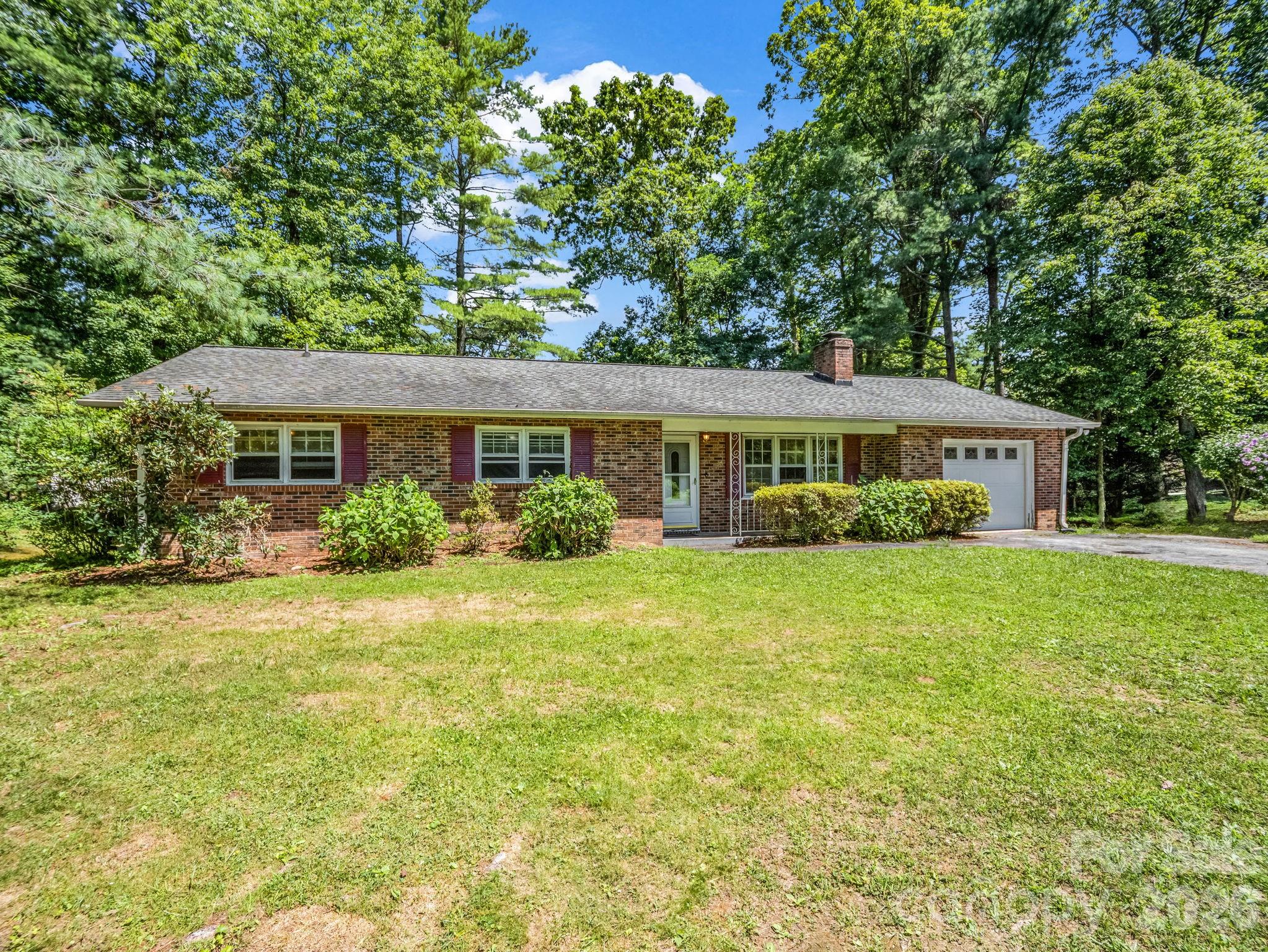 926 Toxaway Court