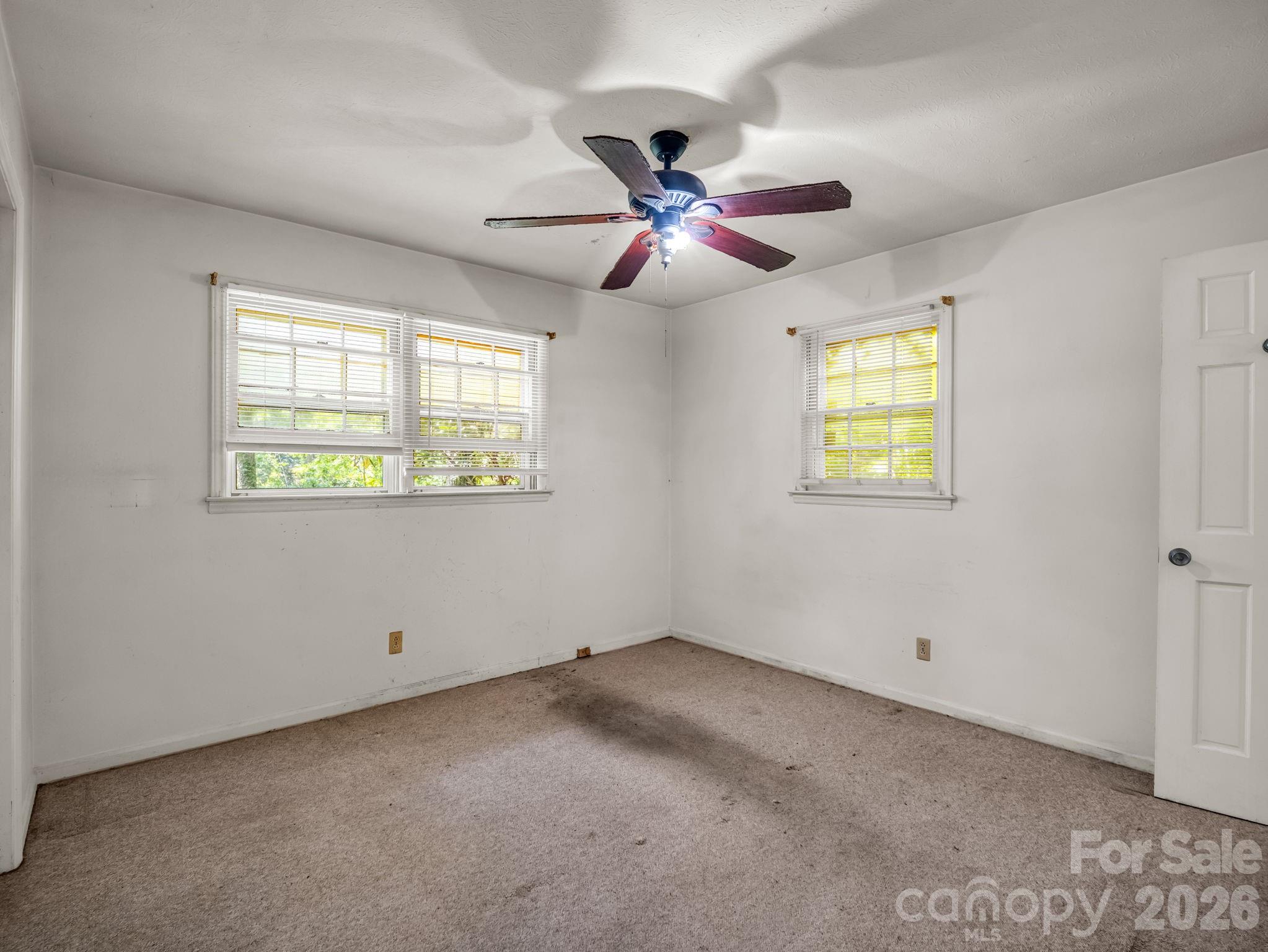 926 Toxaway Court
