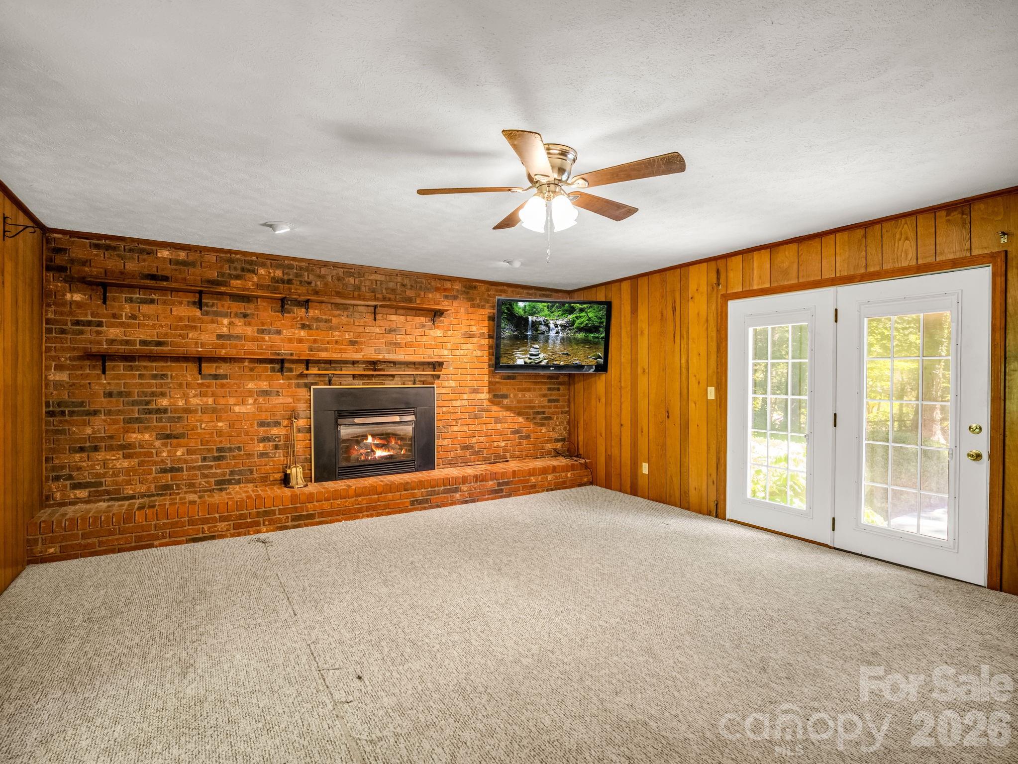 926 Toxaway Court
