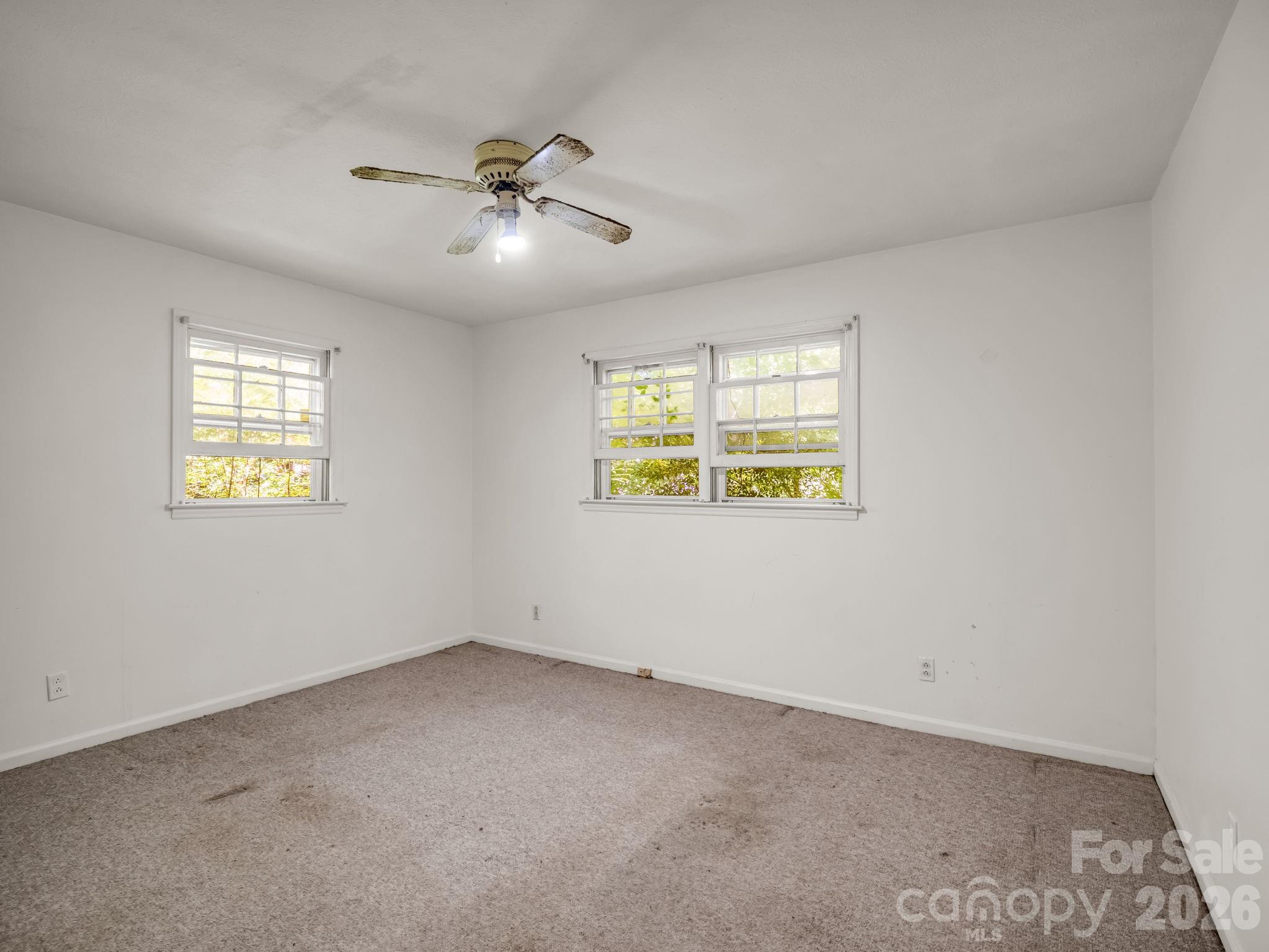 926 Toxaway Court