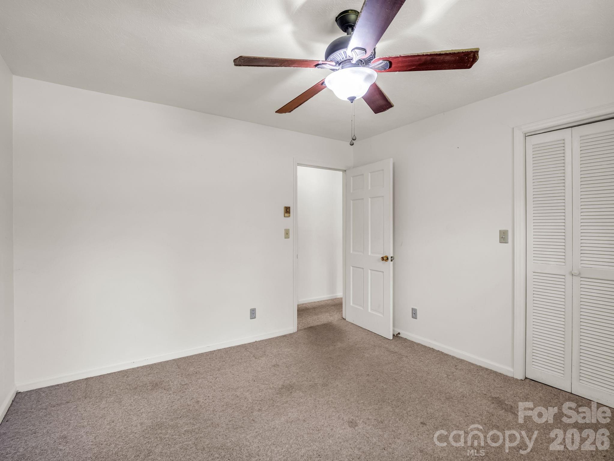 926 Toxaway Court