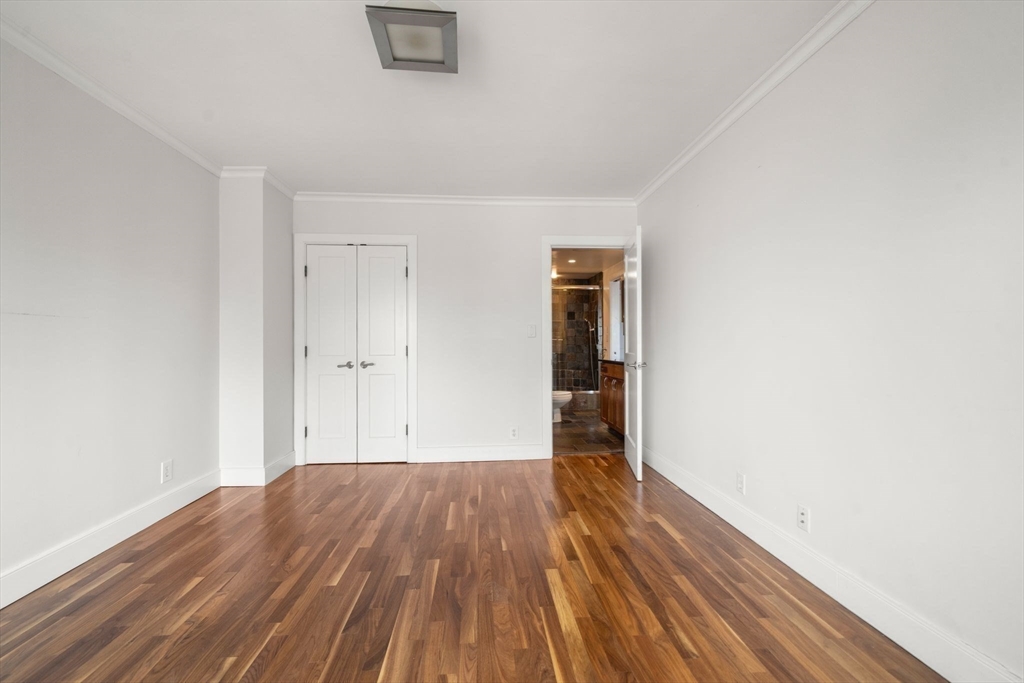 65 E India Row # 31H