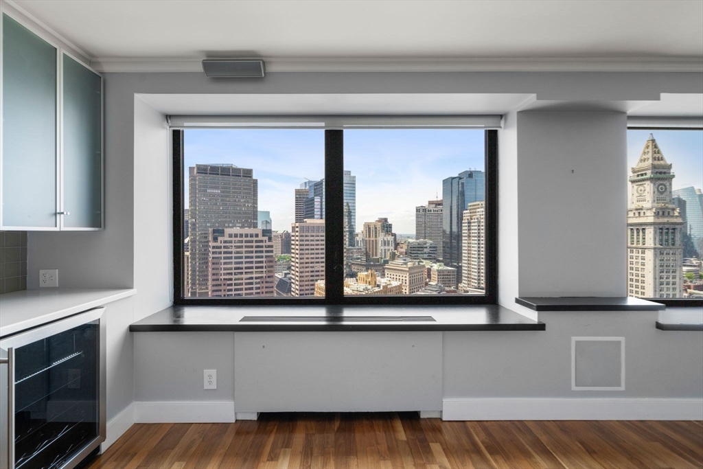 65 E India Row # 31H