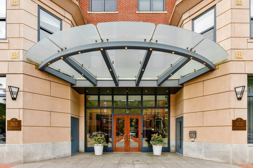 303 Columbus Ave # 403