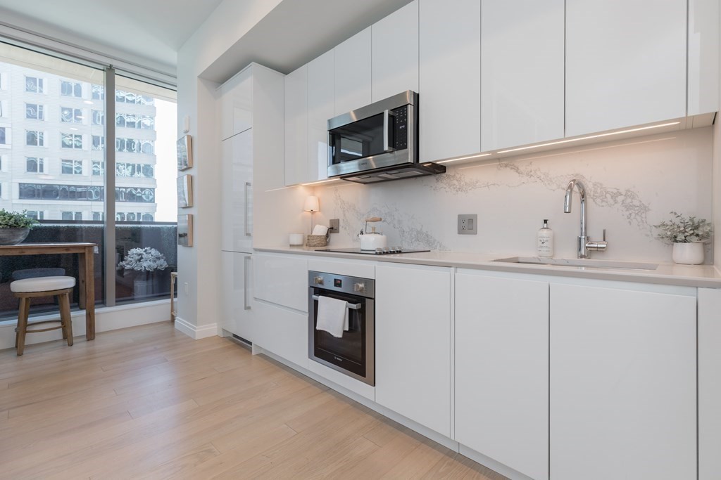 133 Seaport Boulevard # 502
