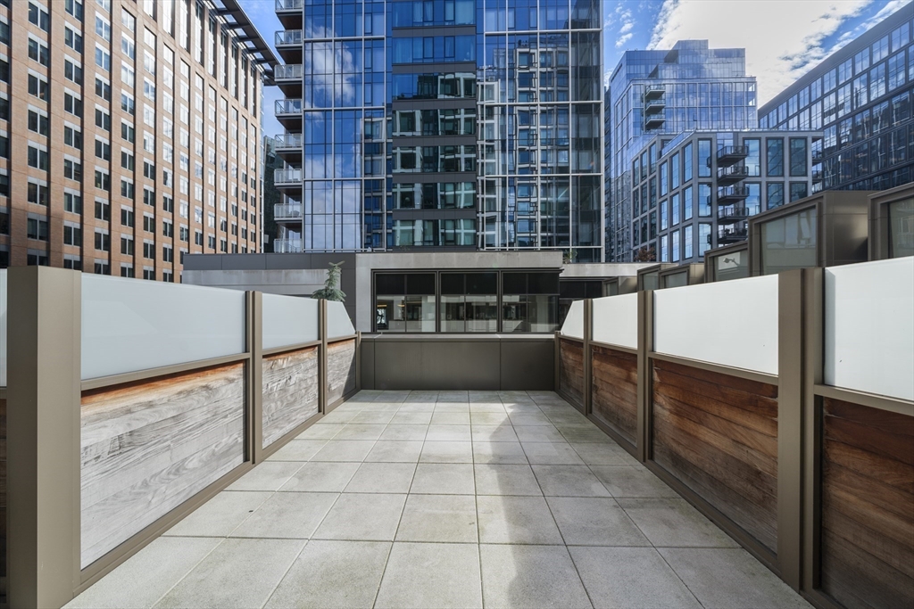 133 Seaport Blvd # 521